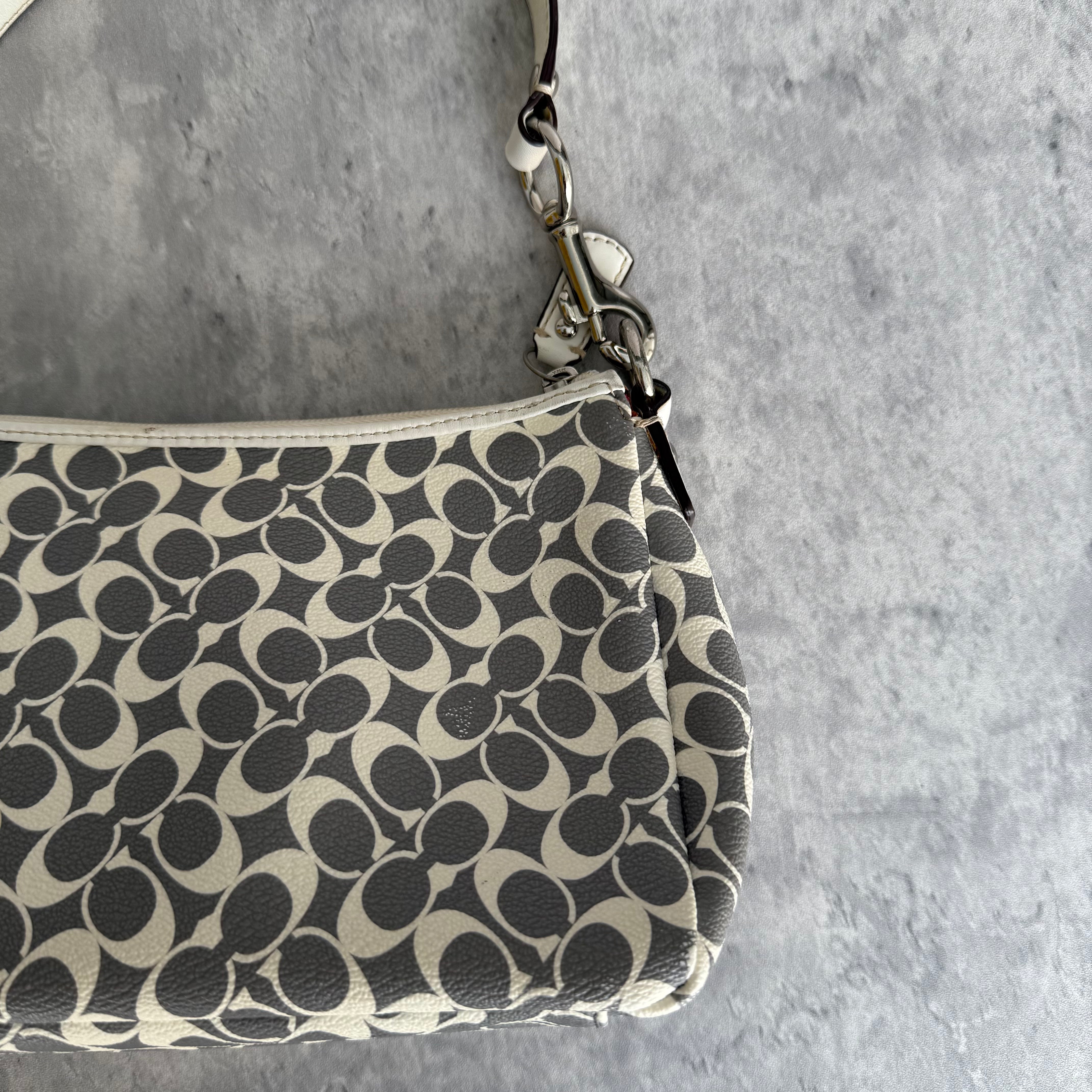 Coach Signature Chelsea Stripe Shoulder Bag Grey/Pink