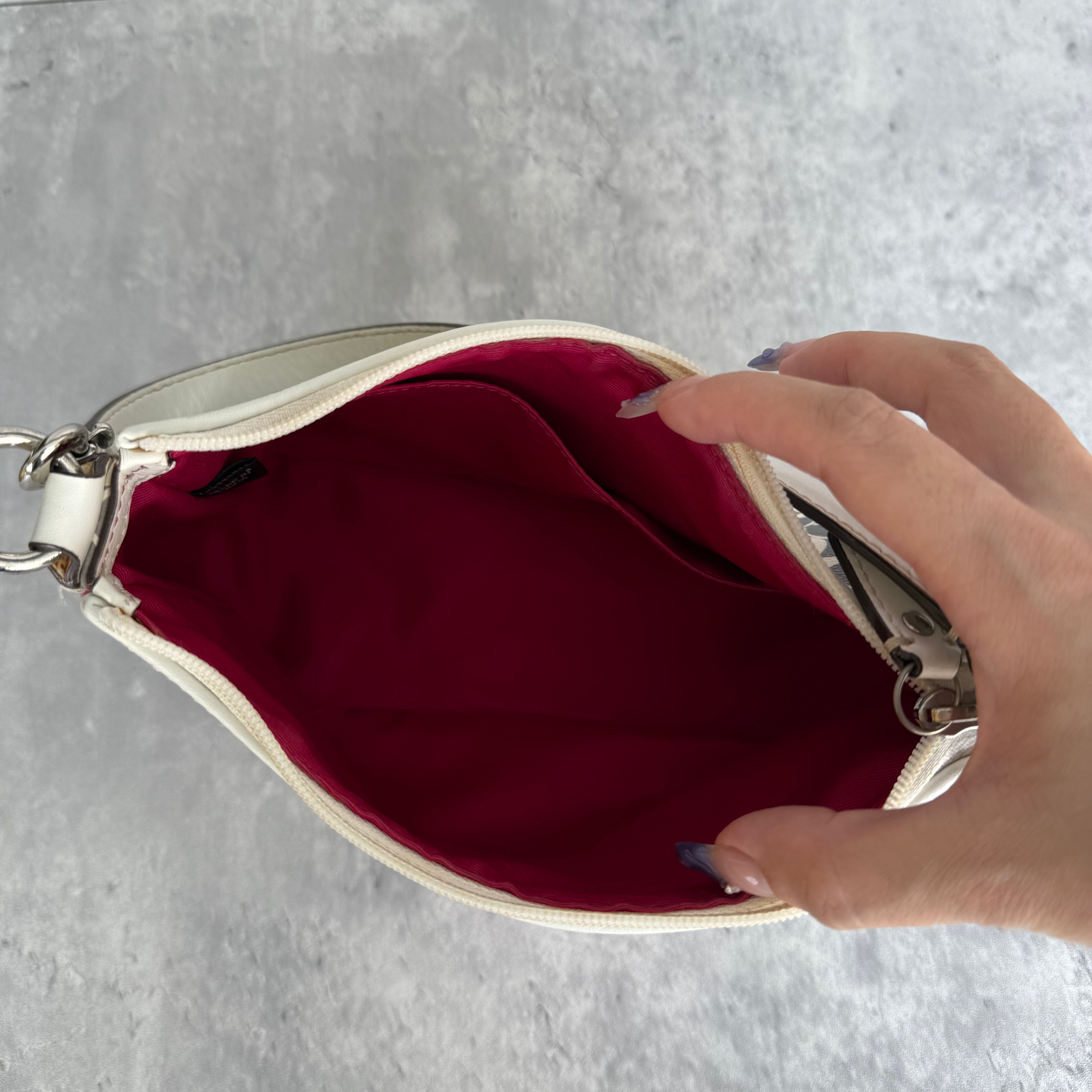 Coach Signature Chelsea Stripe Shoulder Bag Grey/Pink