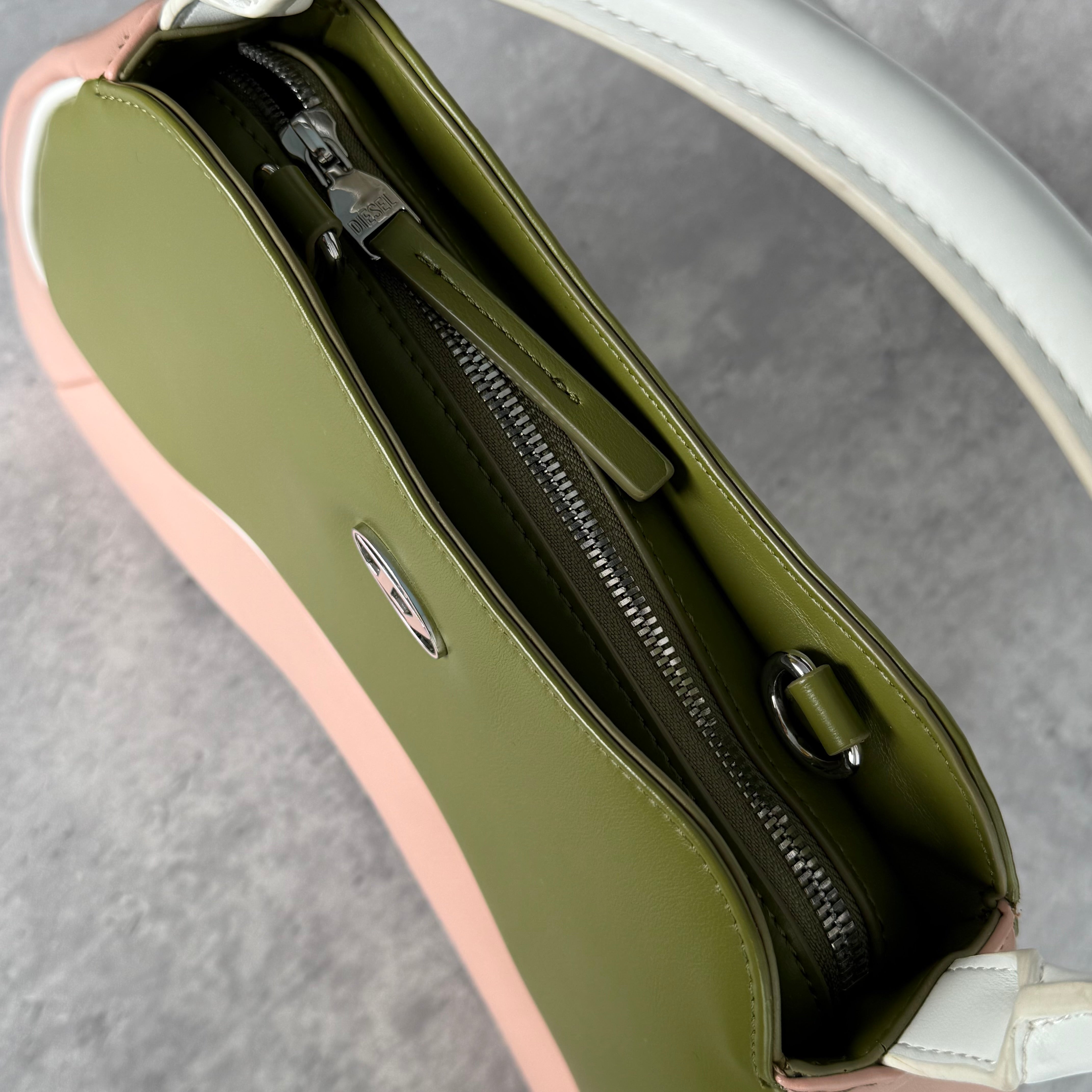 Diesel 2Way Autre Marque Shoulder Bag Green/Pink