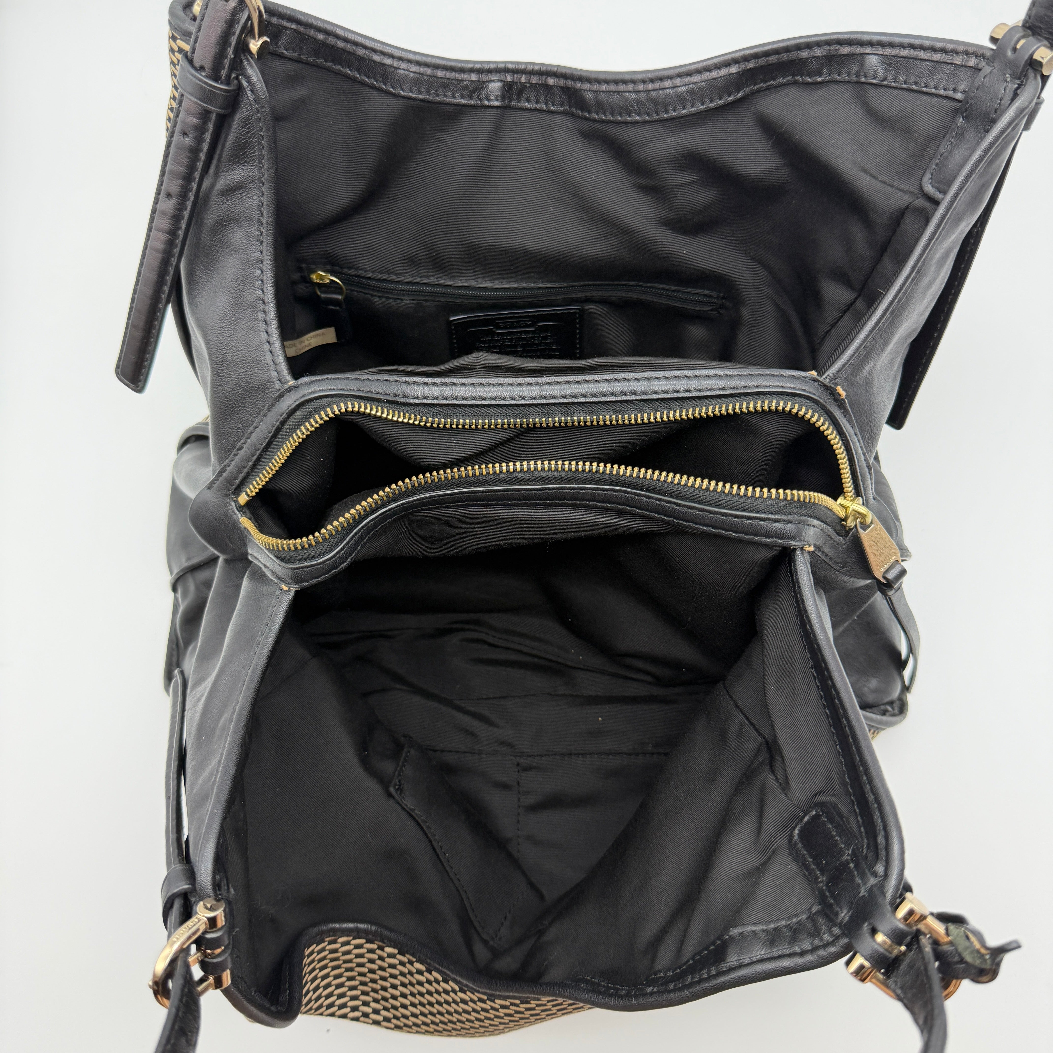 Coach Signature Madison Carlyle Shoulder Bag Black/Beige