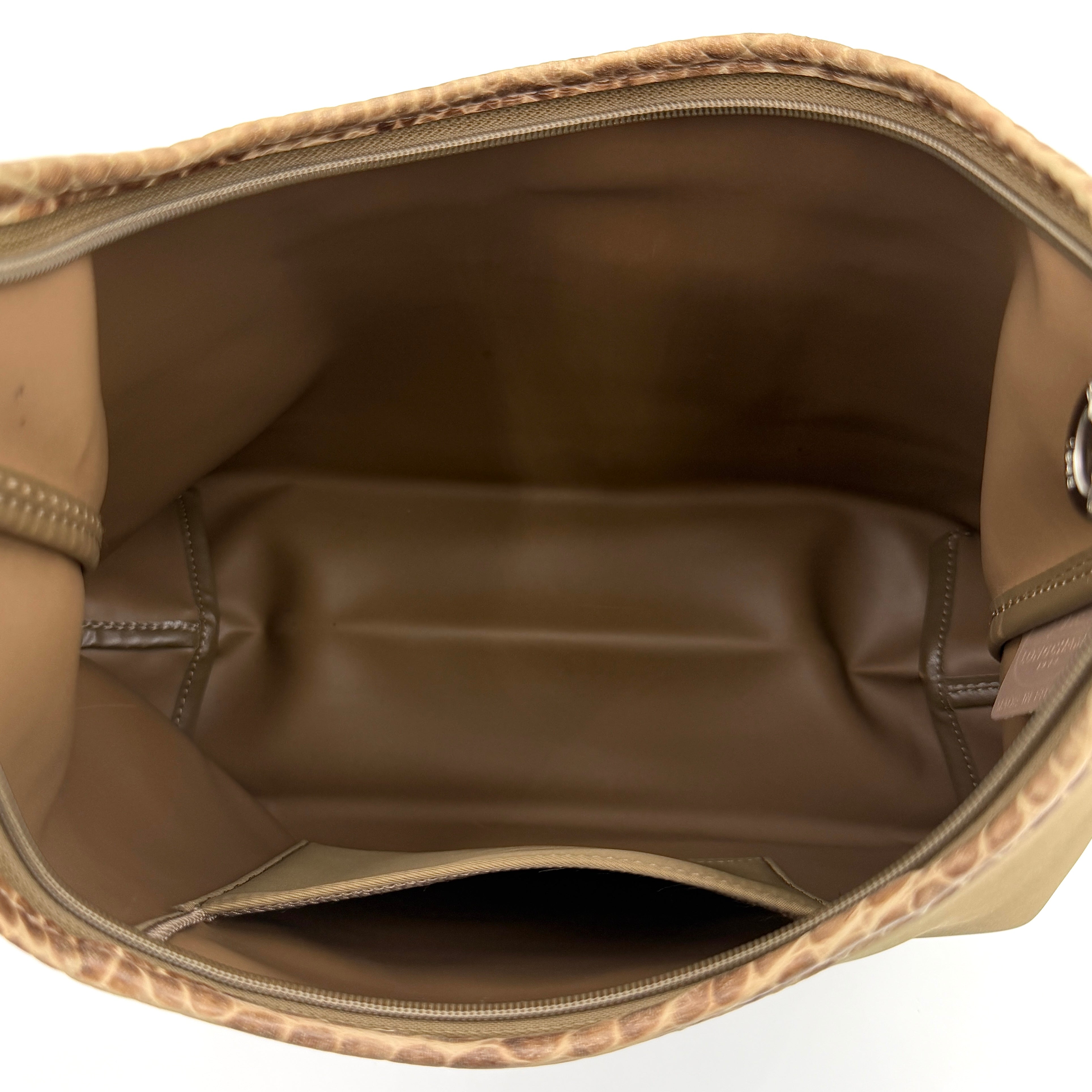 Longchamp Sac Porte Epaule hobo shoulder bag in brown nylon with lizard-embossed leather trim and a wide single handle.