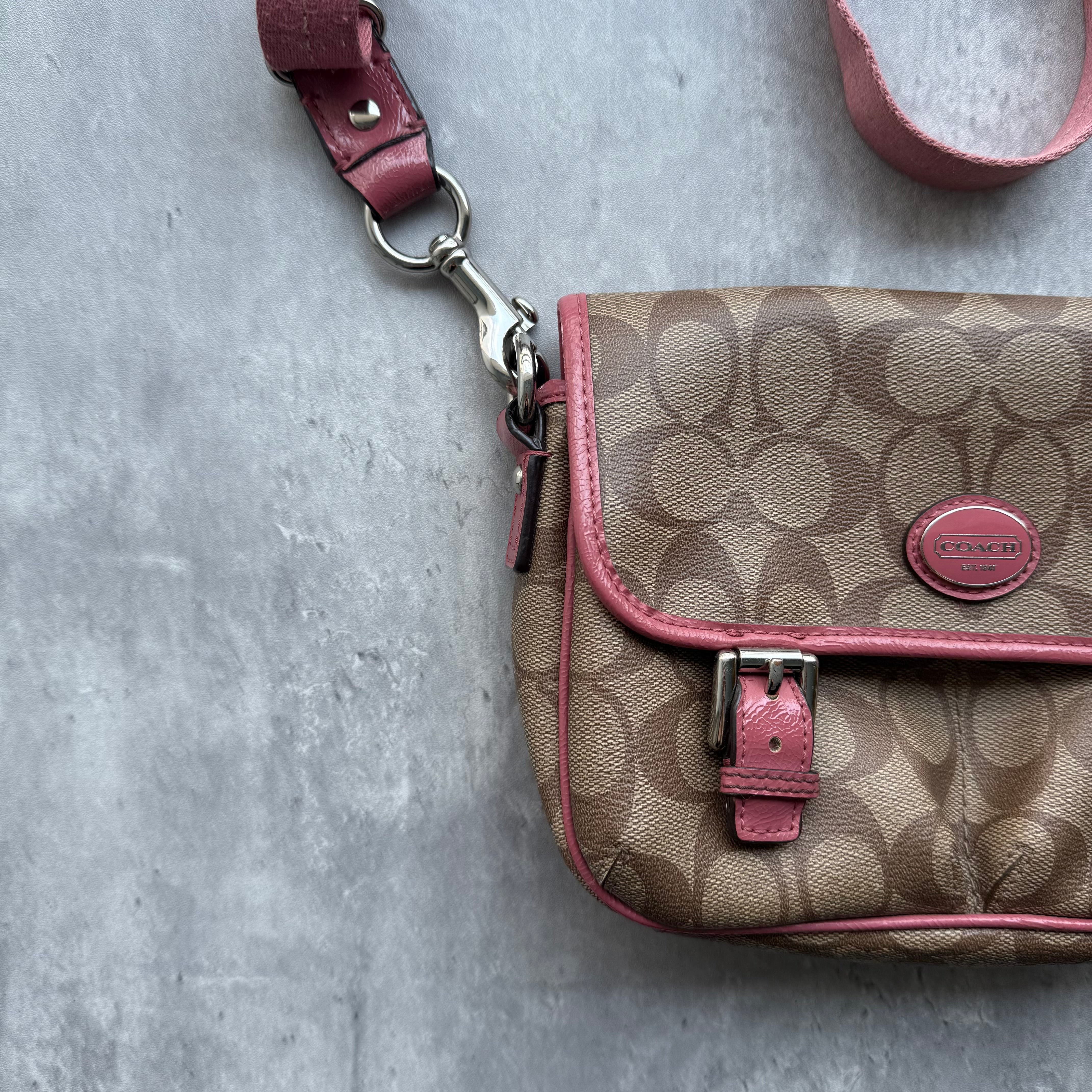 Coach Signature CrossbodyBag Pink