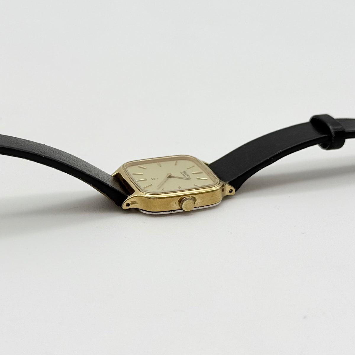 Seiko Quartz 1400-5430 Watch Gold