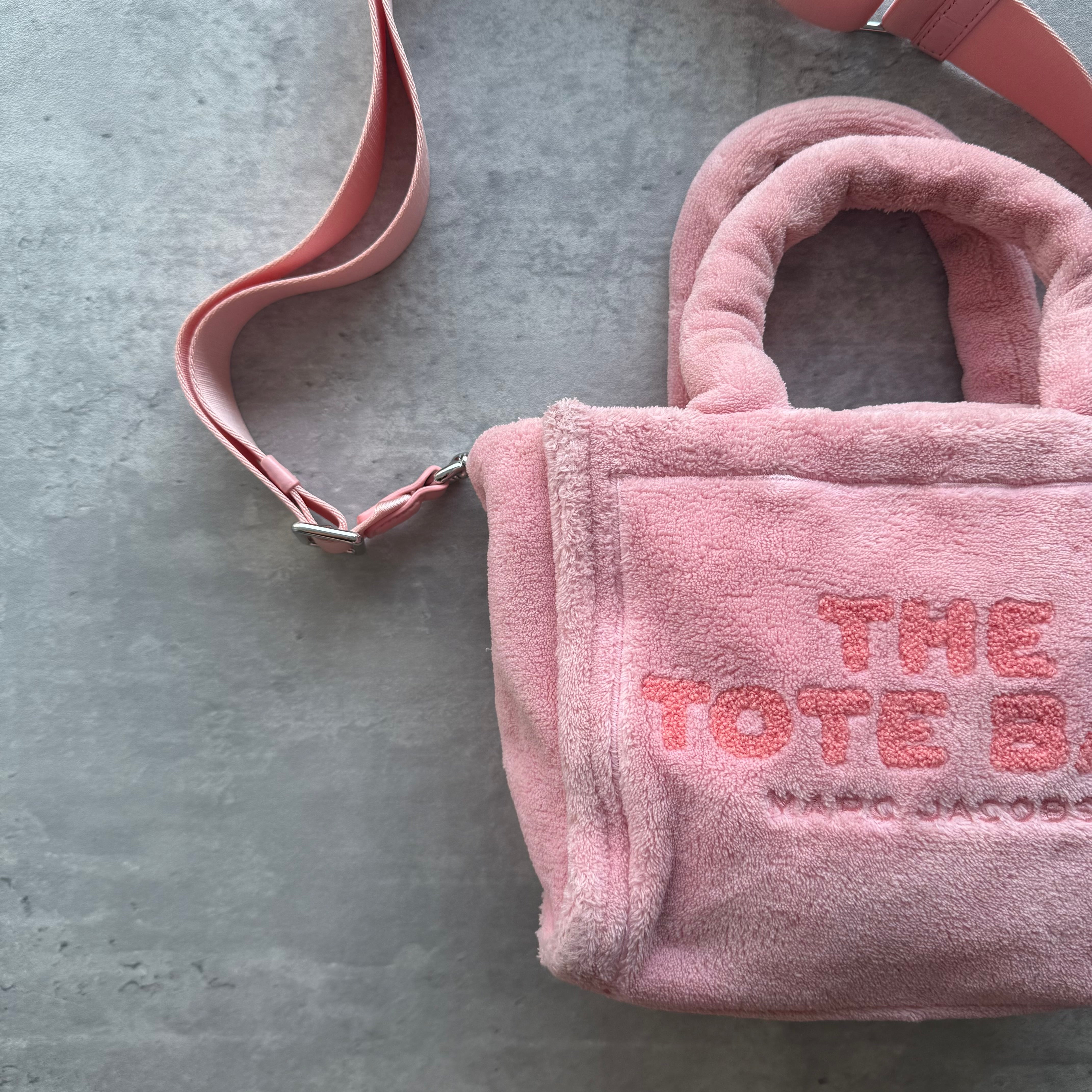 Marc Jacobs Terry Tote Bag Pink