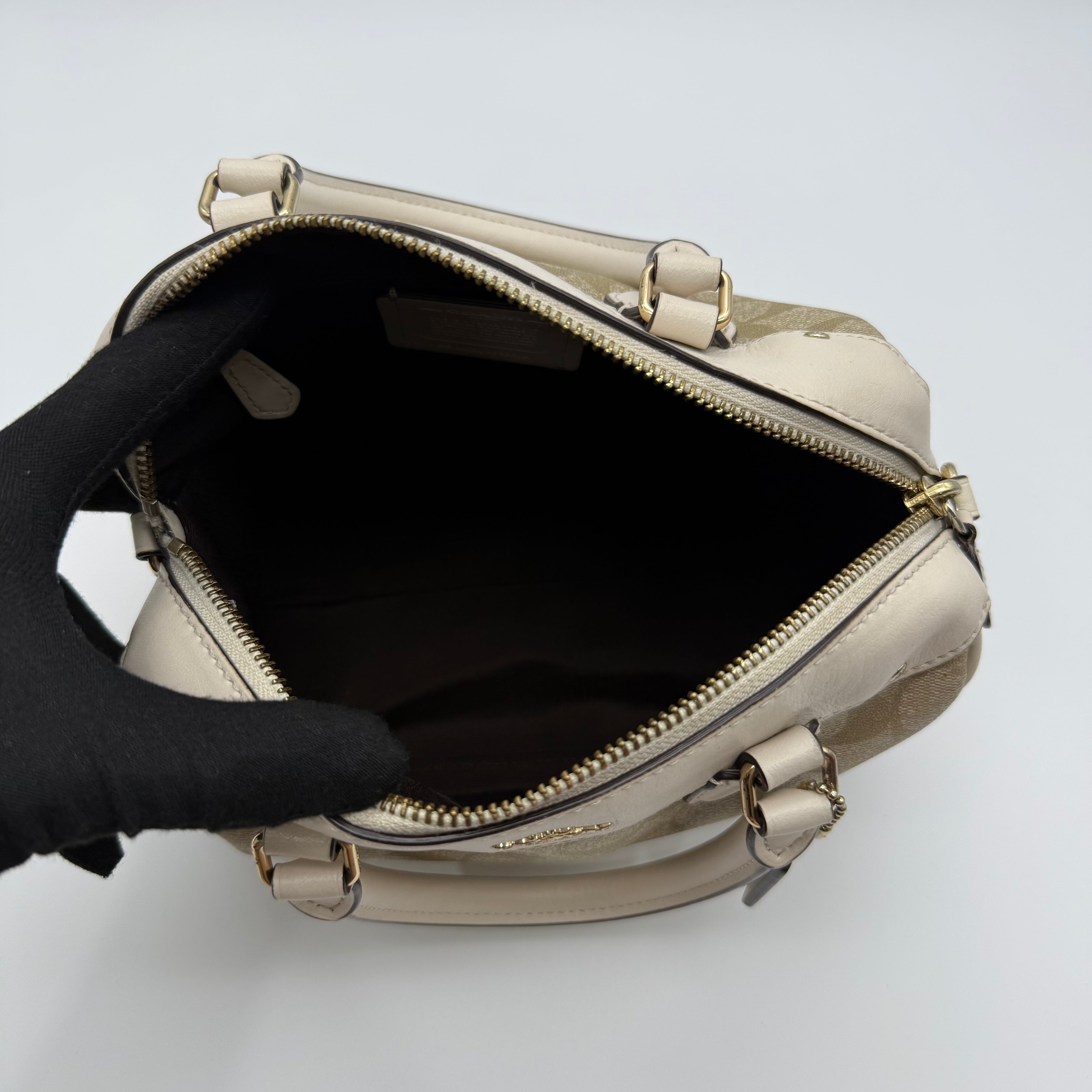 Coach 2Way Signature Mini Bennett Boston Bag Beige/White