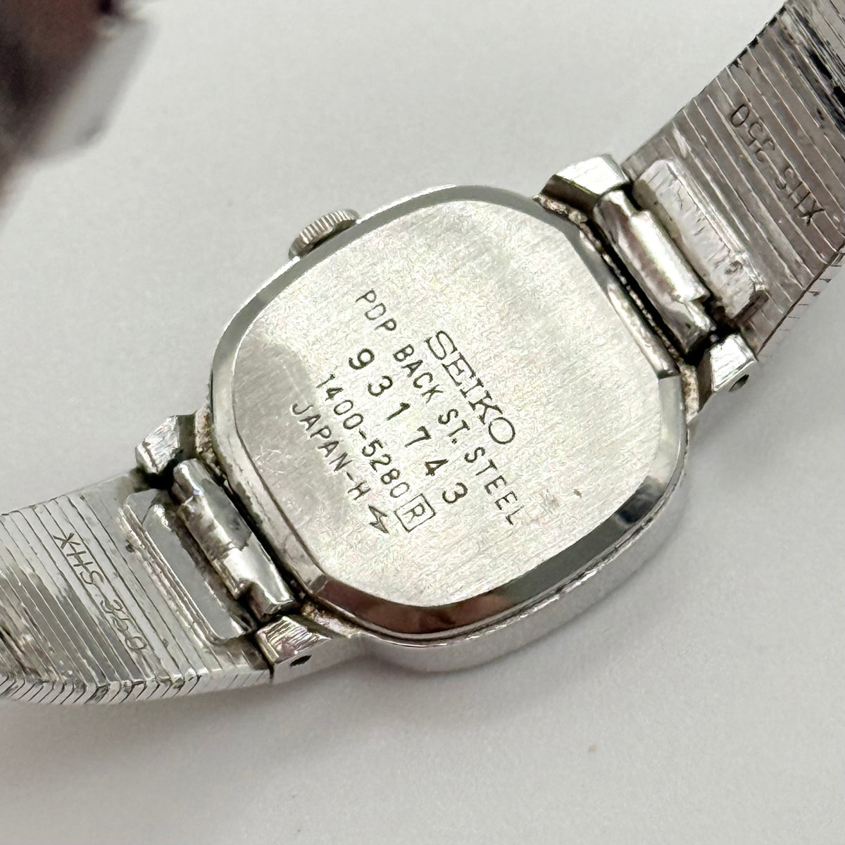 Seiko Quartz 931743 Stainless Steel Watch Silver