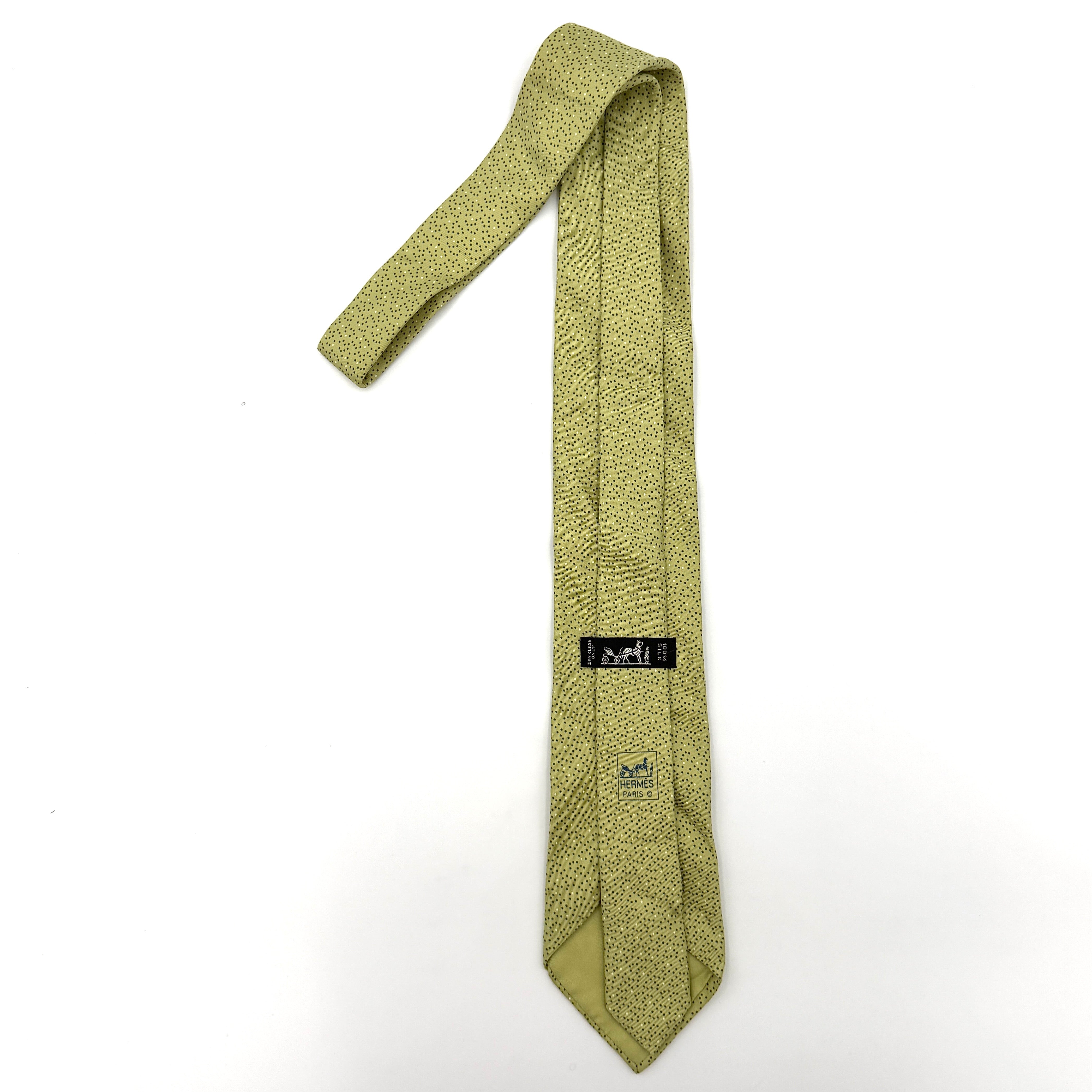 Hermès Polka Dot Pattern Silk Tie Green