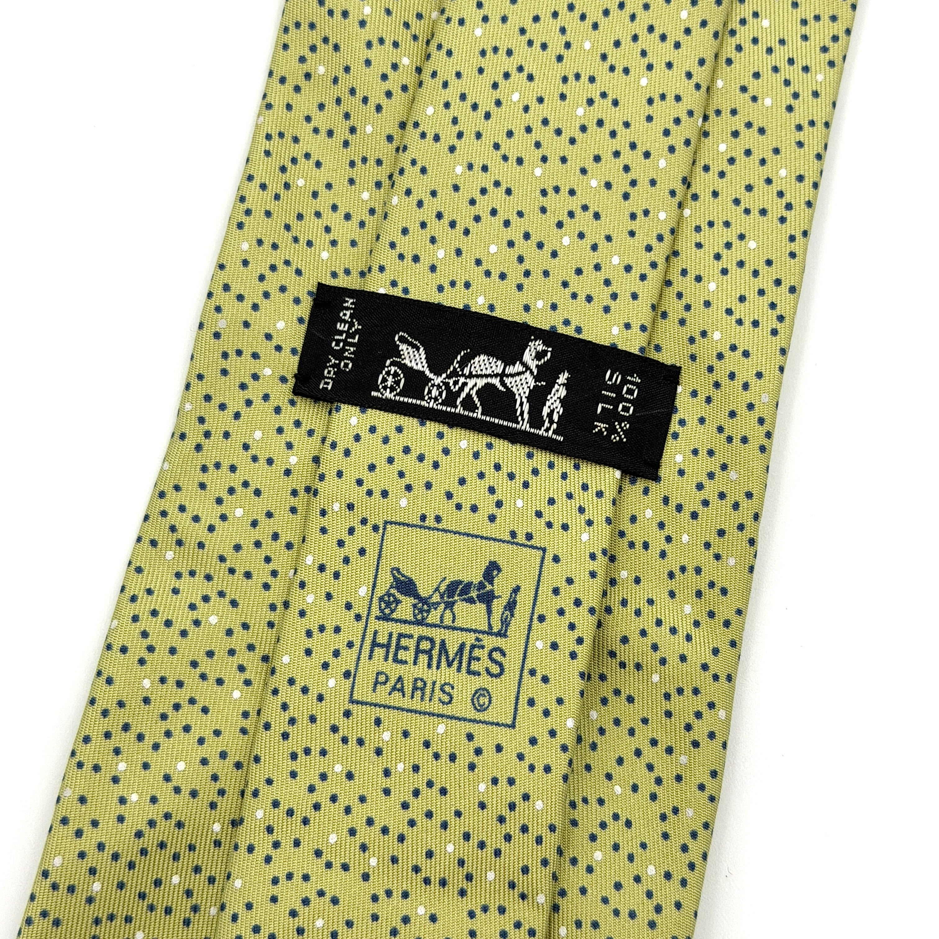 Hermès Polka Dot Pattern Silk Tie Green