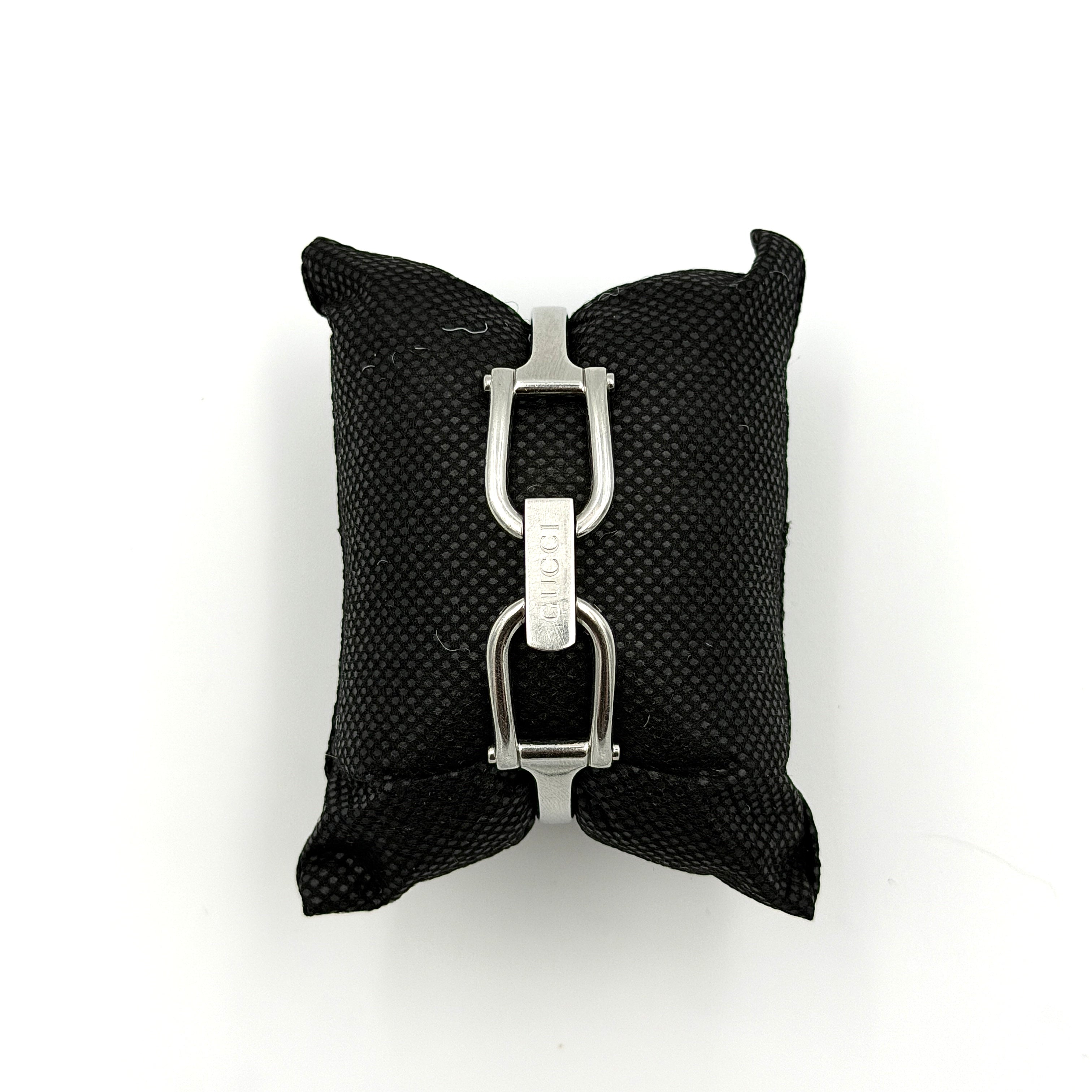 Gucci 1500L Bangle Watch Black/Silver