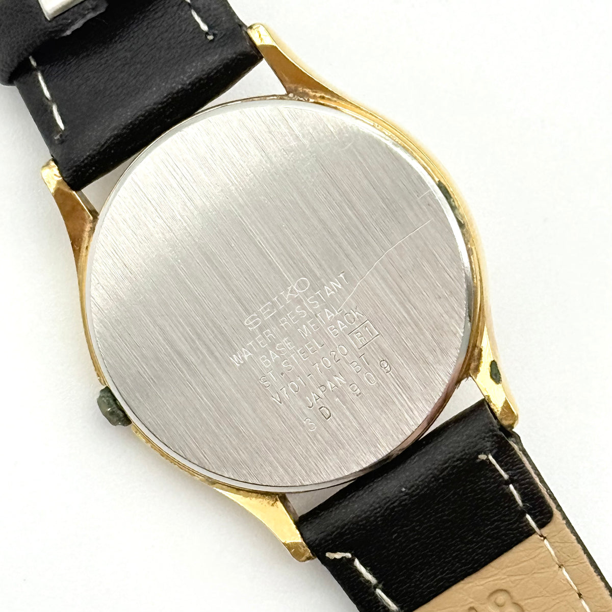 Seiko Galaxy V701-7020 Quartz Wristwatch Gold