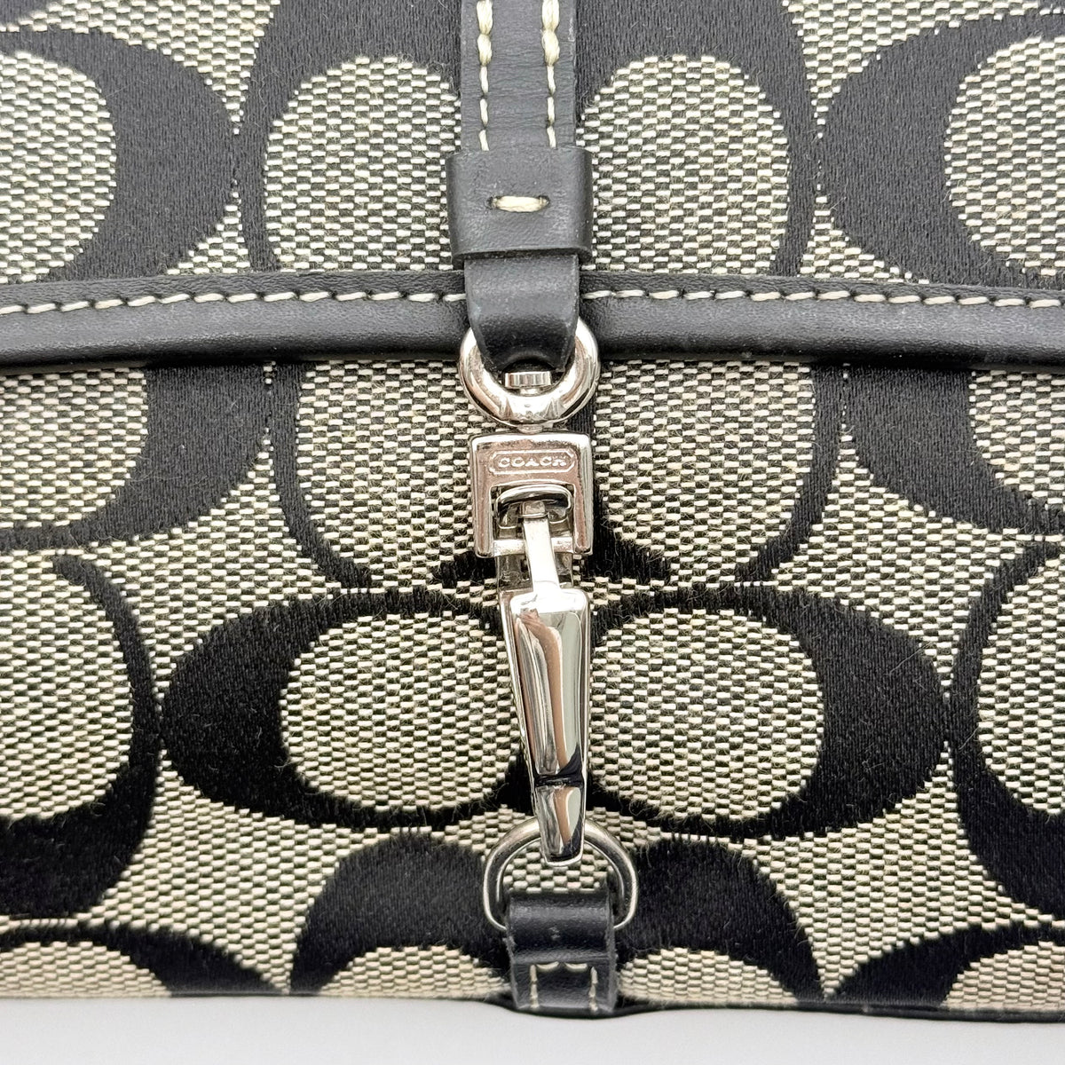 Coach Y2K Demi Clip Baguette Shoulder Bag Grey/Black