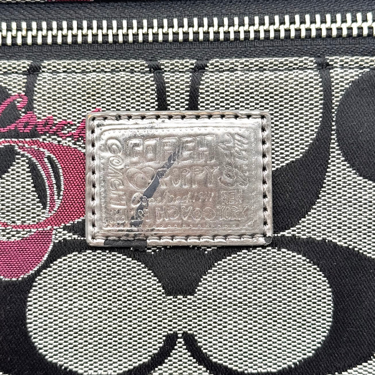 Coach Signature Poppy Hearts Glam Tote Bag Grey/Black