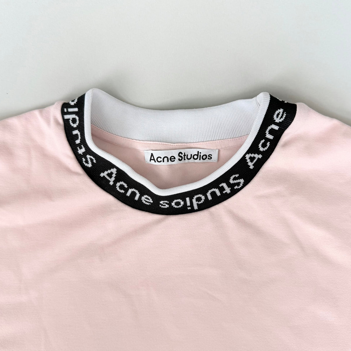 (XS) Acne Studios Extorr Logo Rib T-shirt Black/Pink