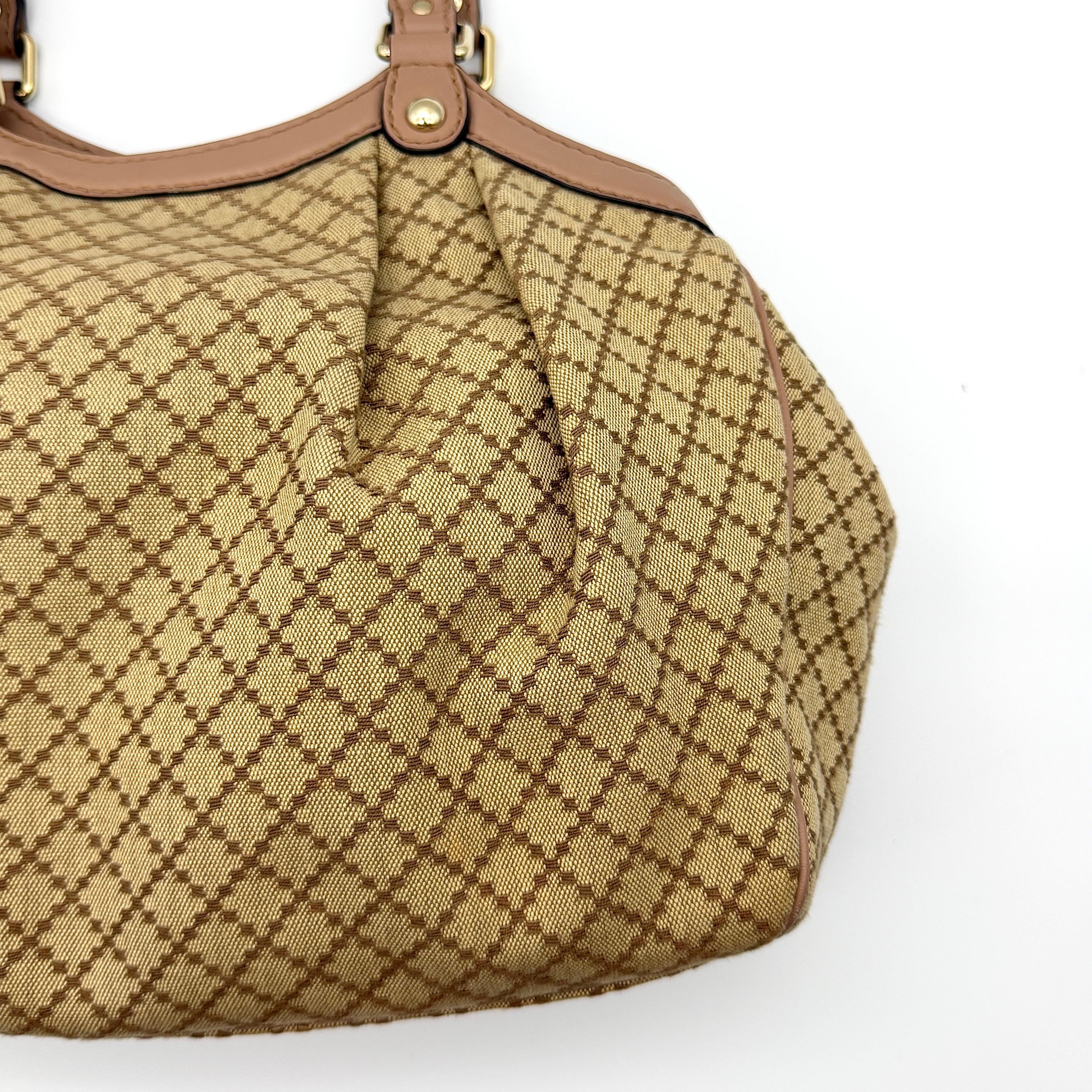 Gucci Diamante Sukey Shoulder Bag Beige/Salmon