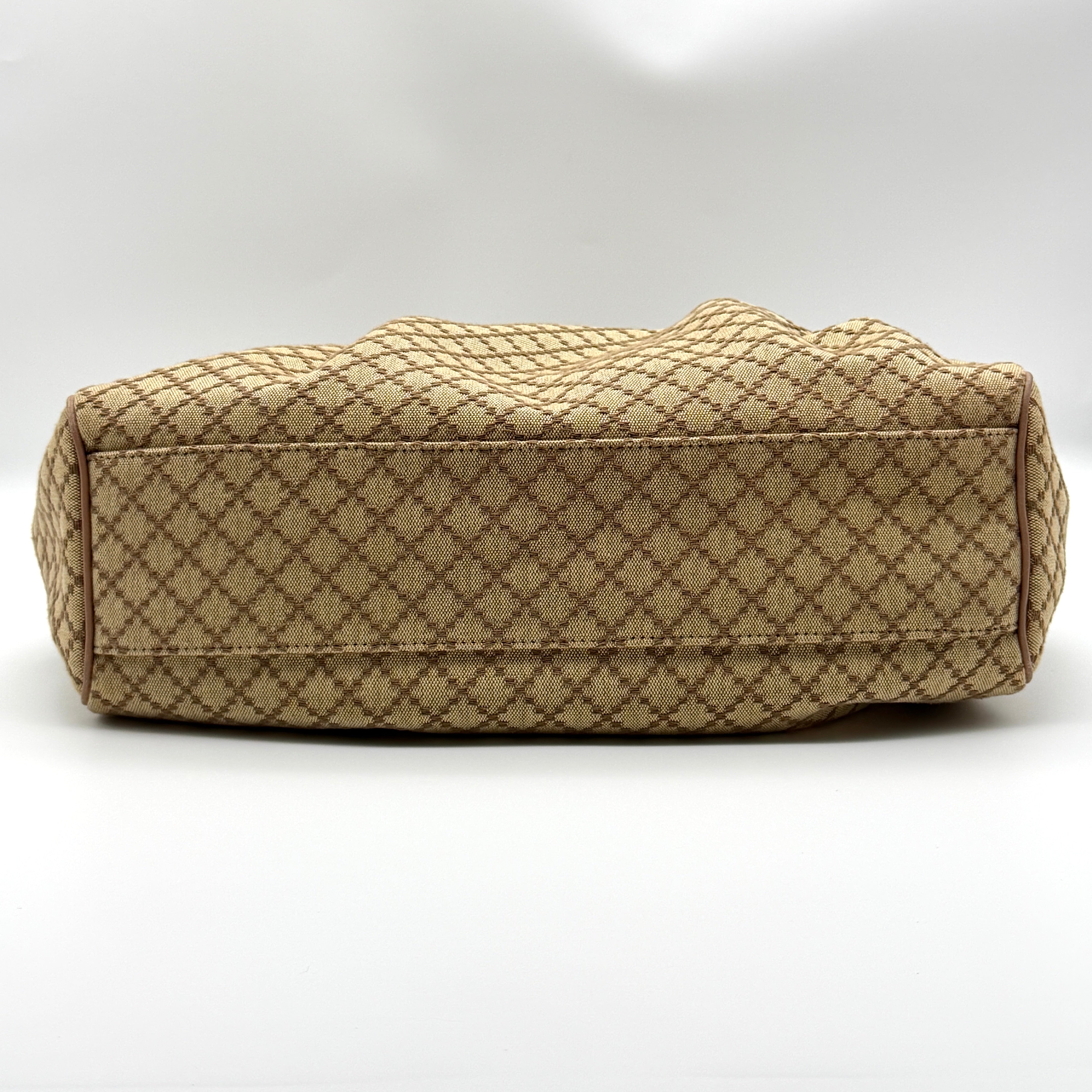 Gucci Diamante Sukey Shoulder Bag Beige/Salmon