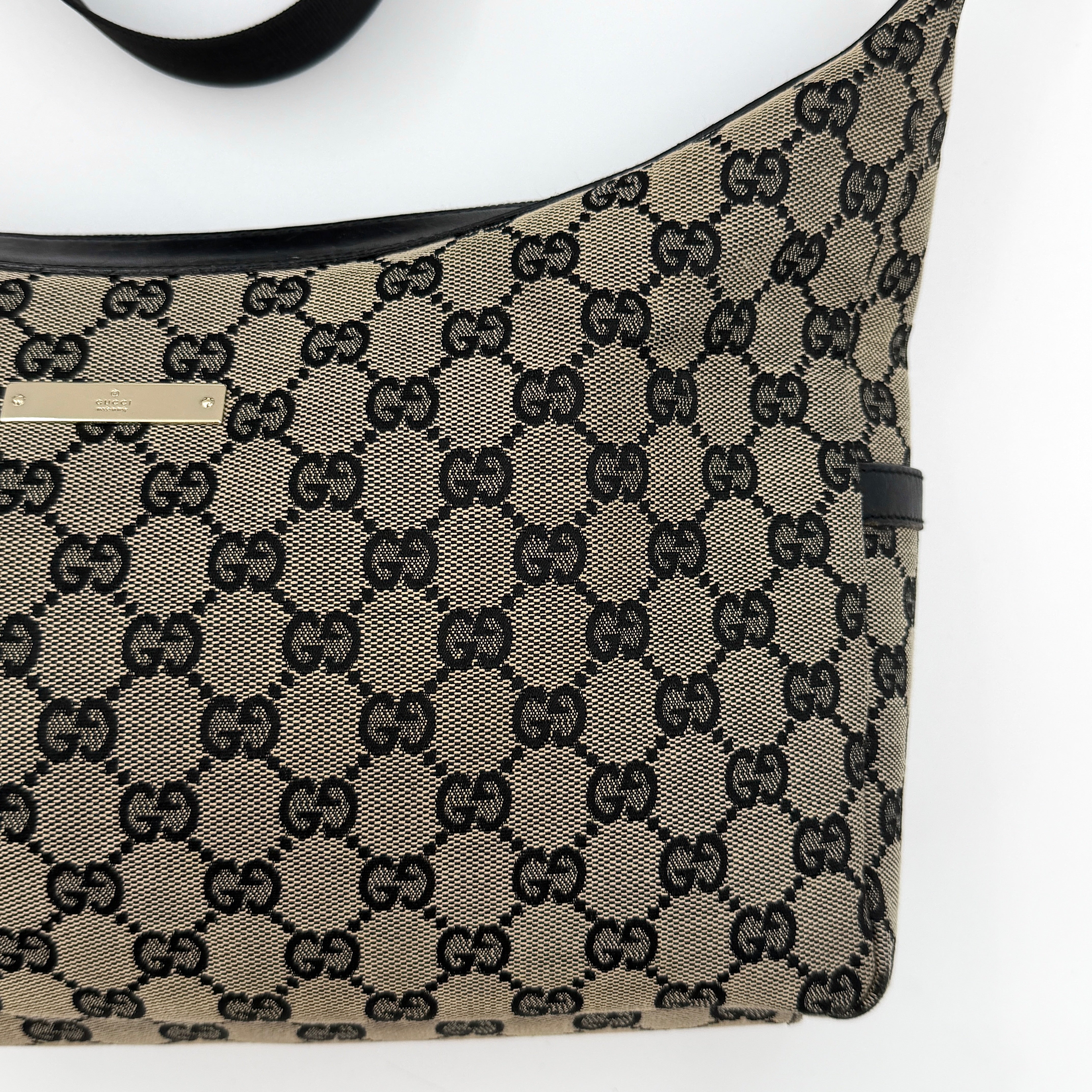 Gucci GG Monogram Crossbody Bag Grey/Black