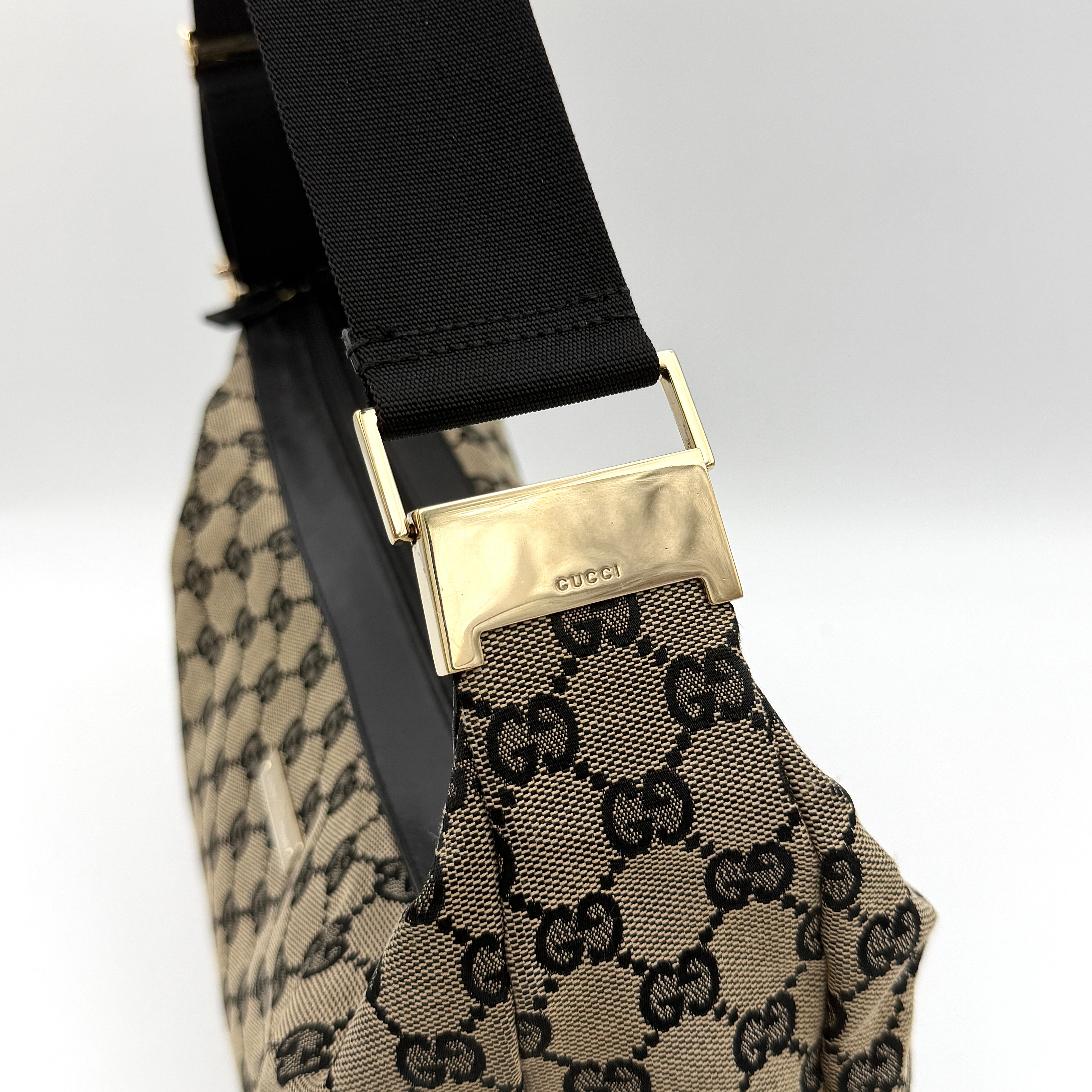 Gucci GG Monogram Crossbody Bag Grey/Black