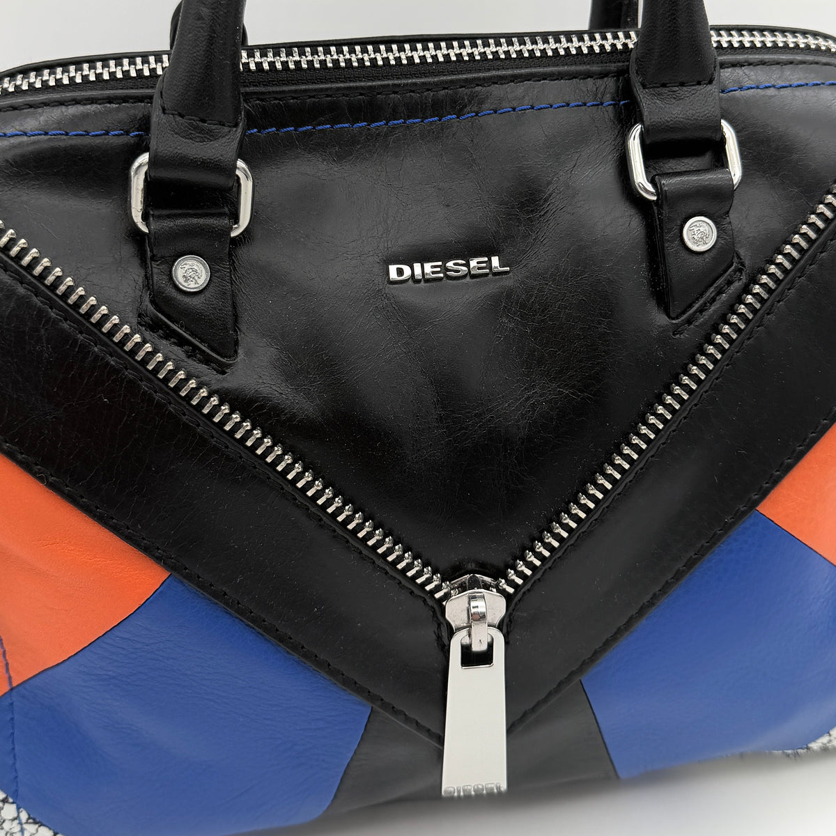 Diesel Le-Zipper 2Way Color-Block Leather Handbag Multicolor