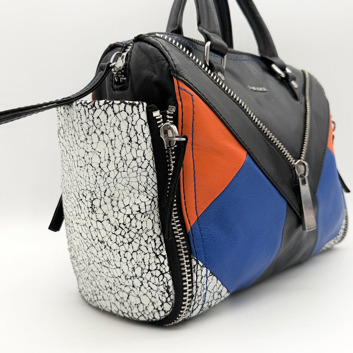 Diesel Le-Zipper 2Way Color-Block Leather Handbag Multicolor