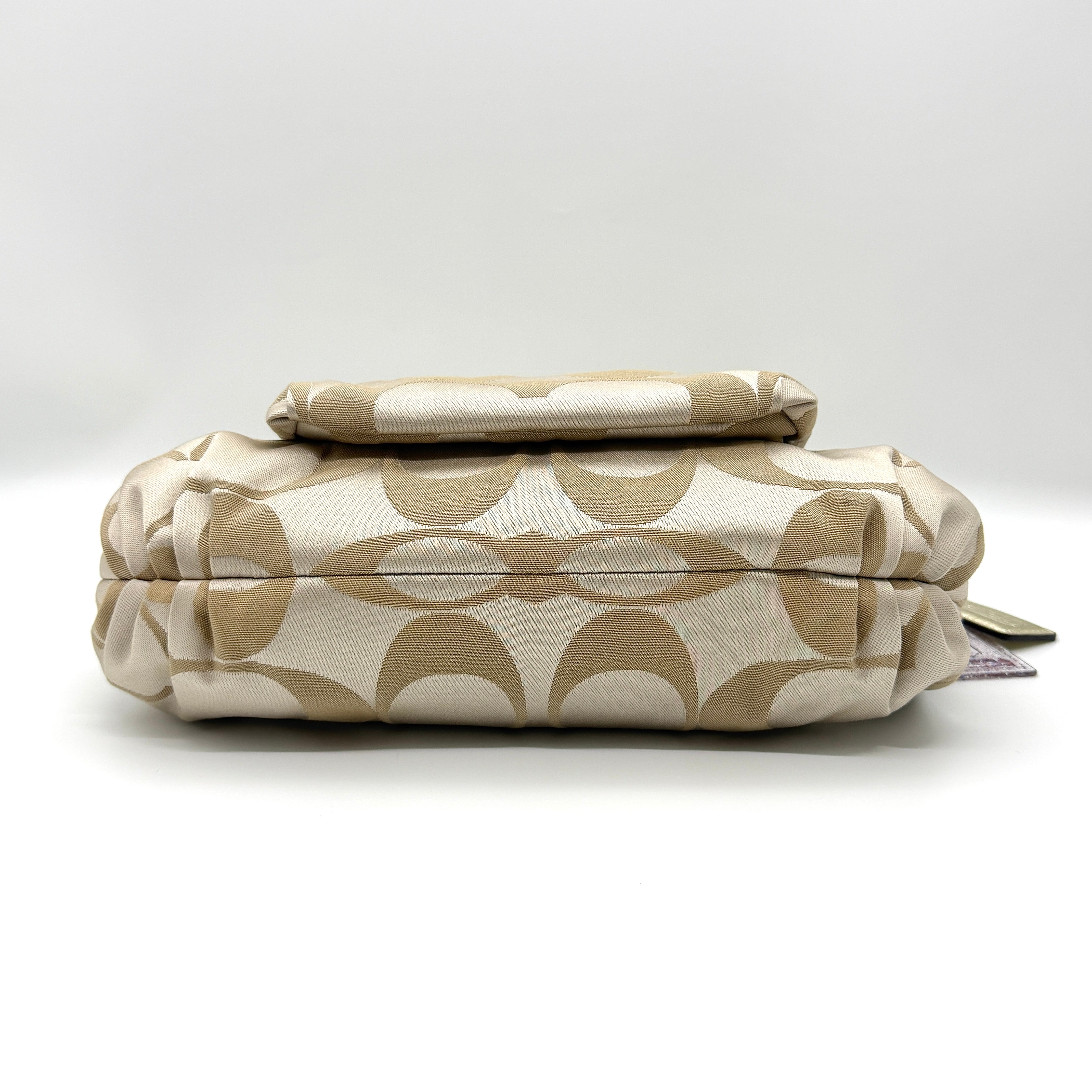 Coach 2Way Signature Shoulder Bag Cream/Gold