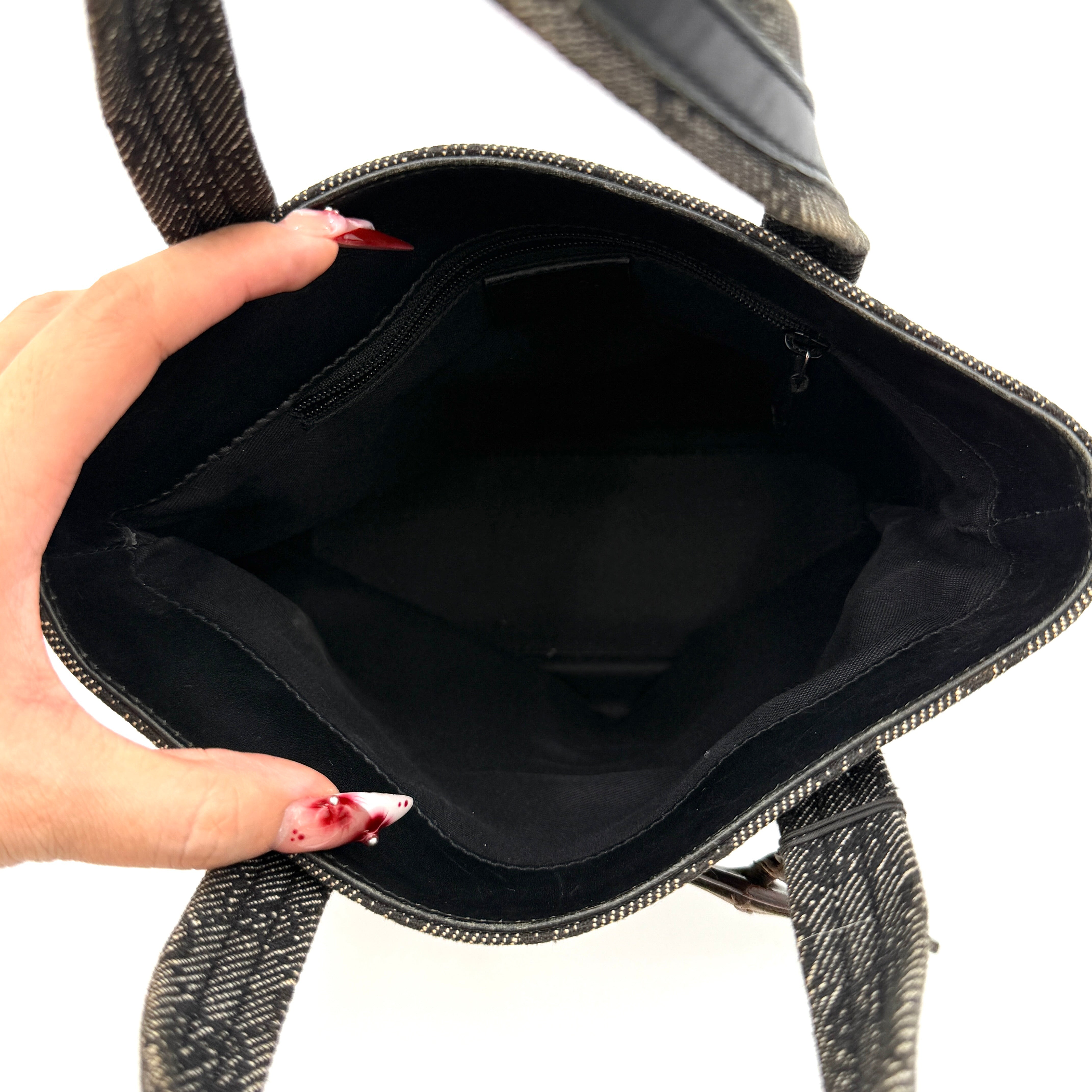 Gucci GG Monogram Heart Mini Tote Bag Black