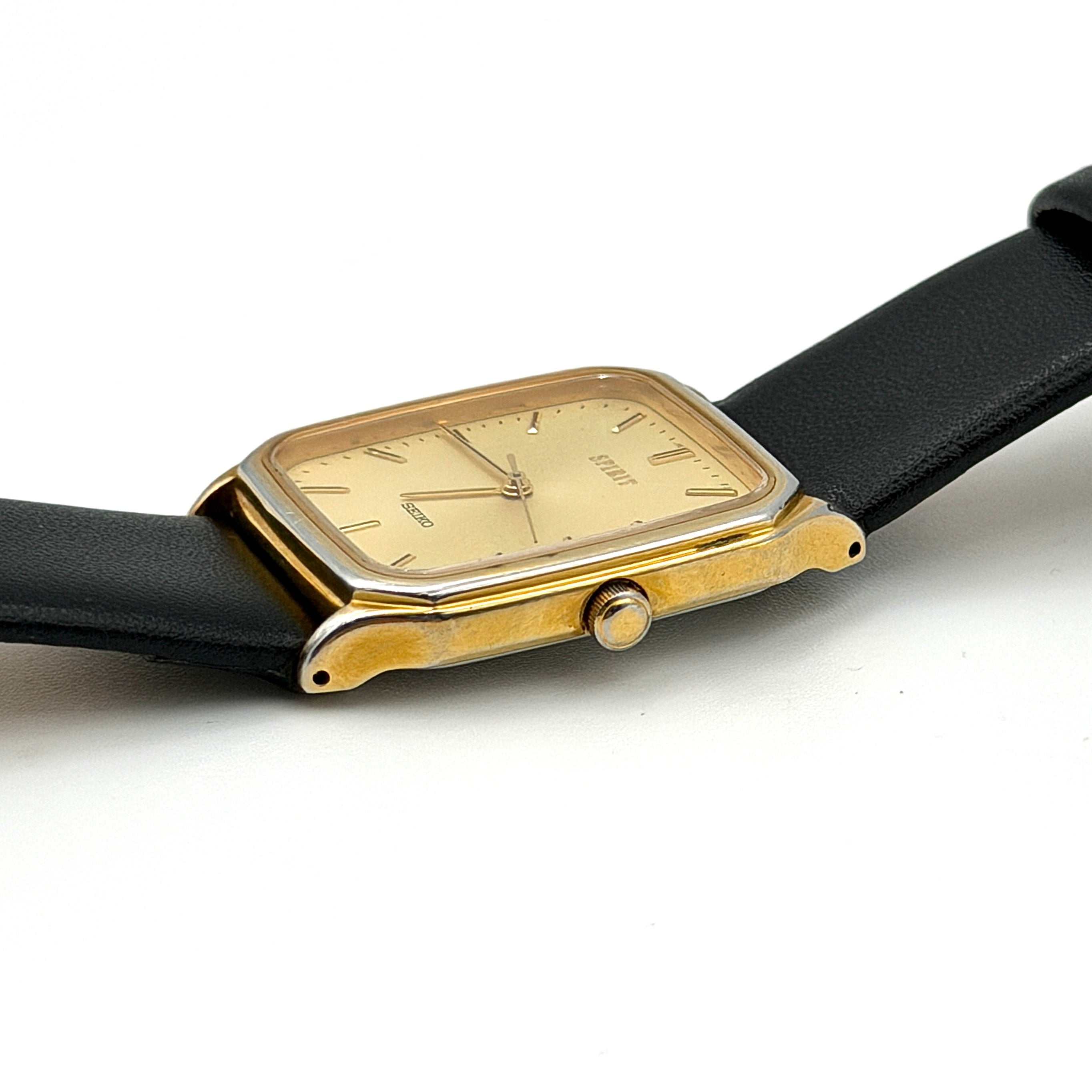 Seiko Spirit 5E31-5B50 Watch Gold