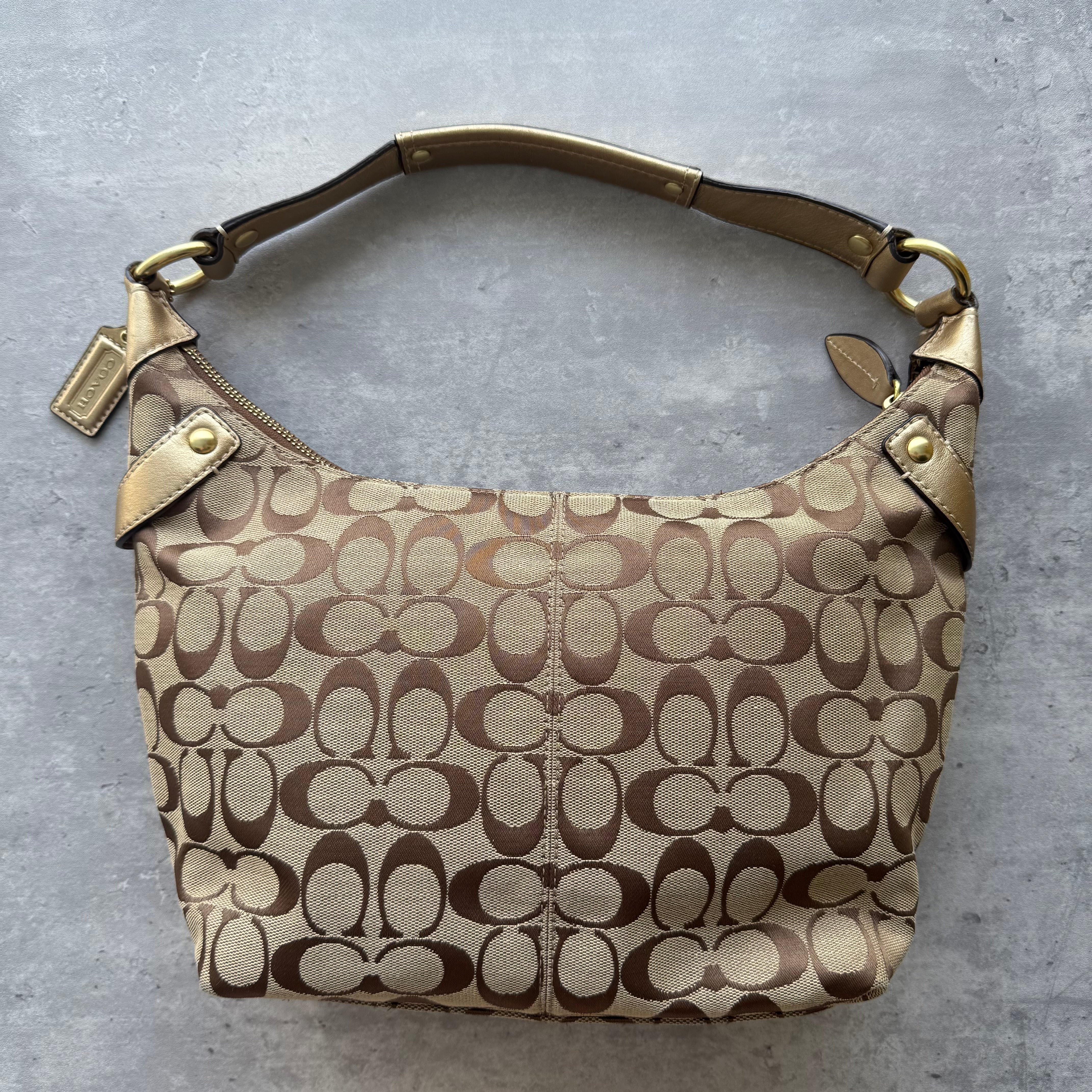 Coach Signature Penelope Shoulder Bag Beige/Gold