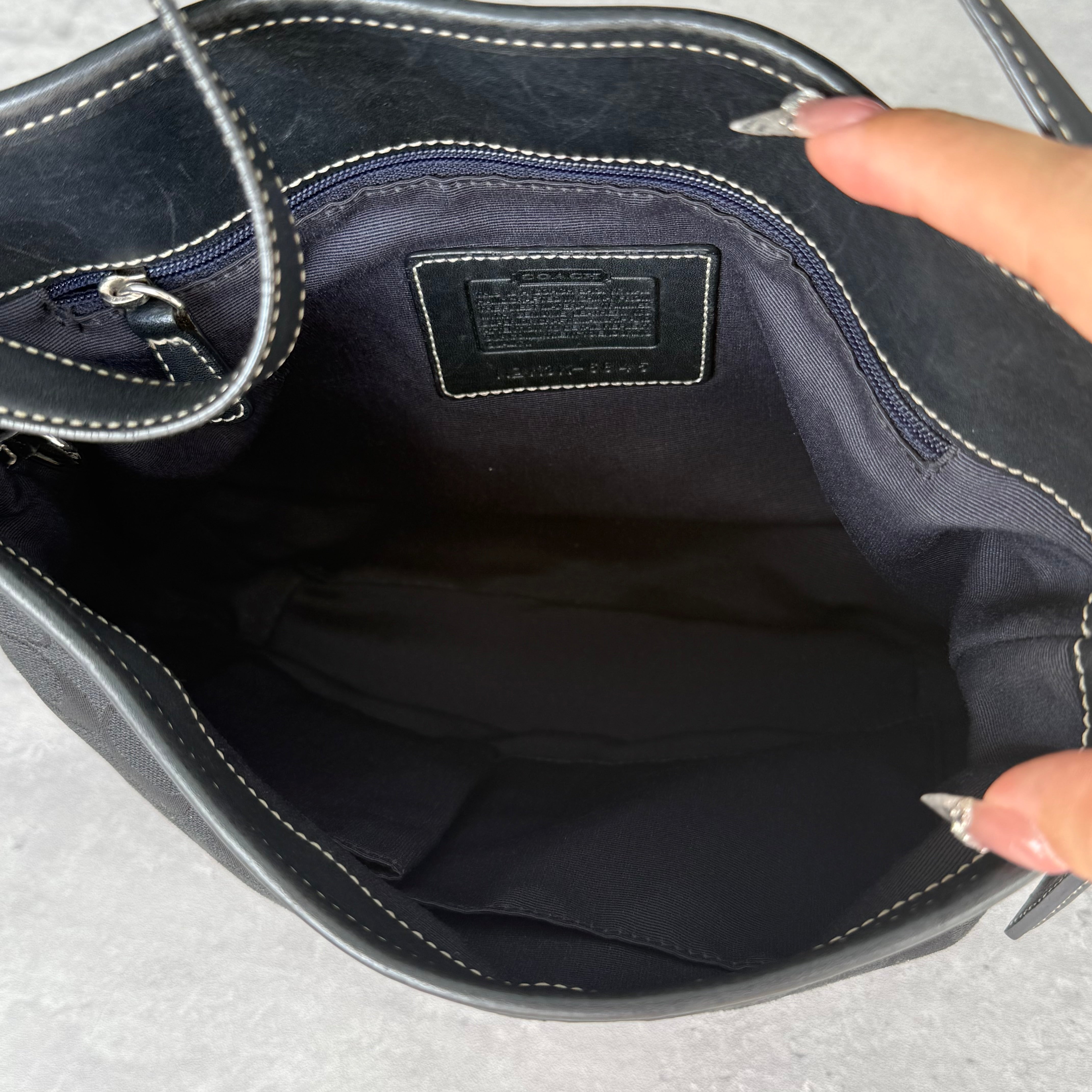 Coach Signature Clip Shoulder Bag Black