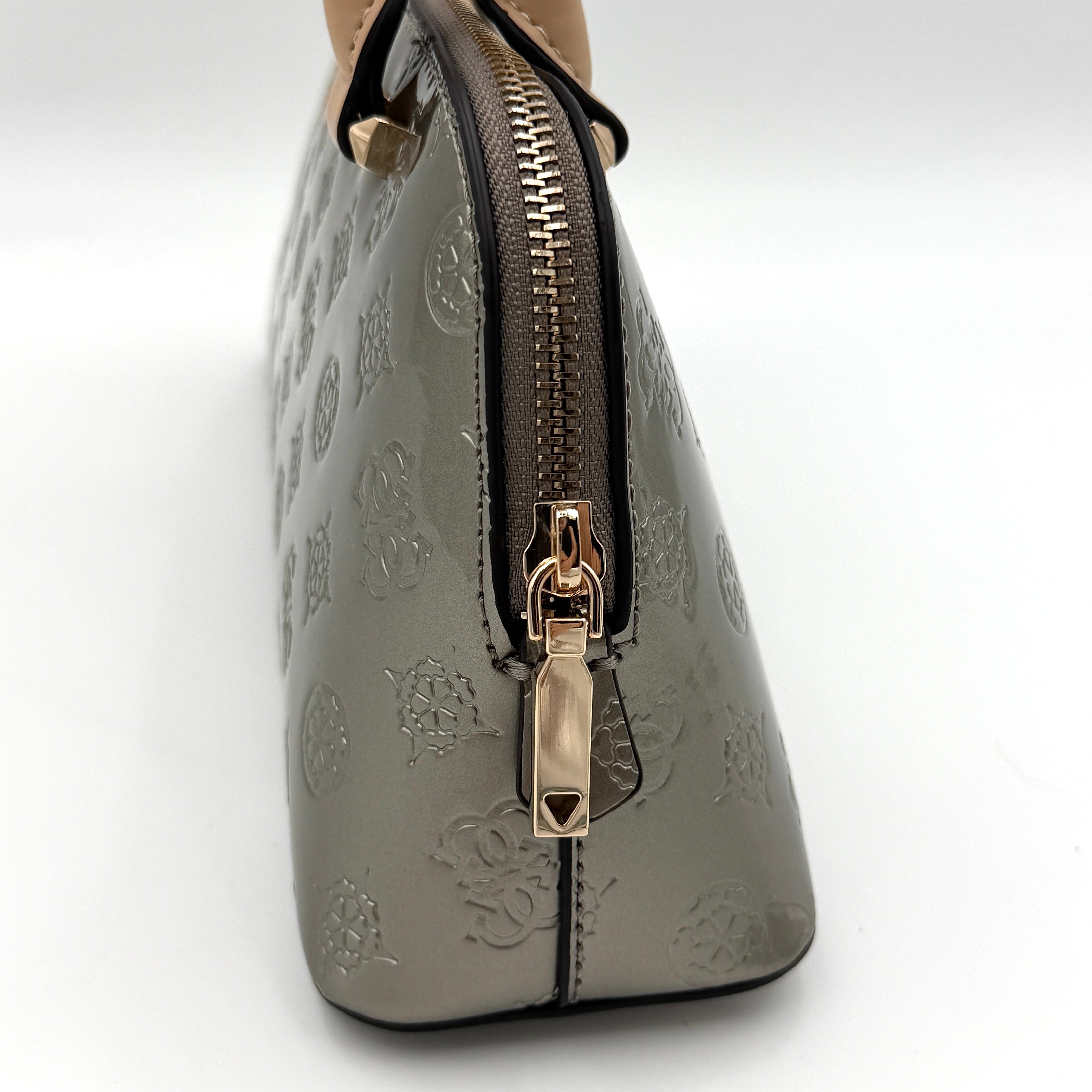 Guess USA Arnela Shoulder Bag Silver