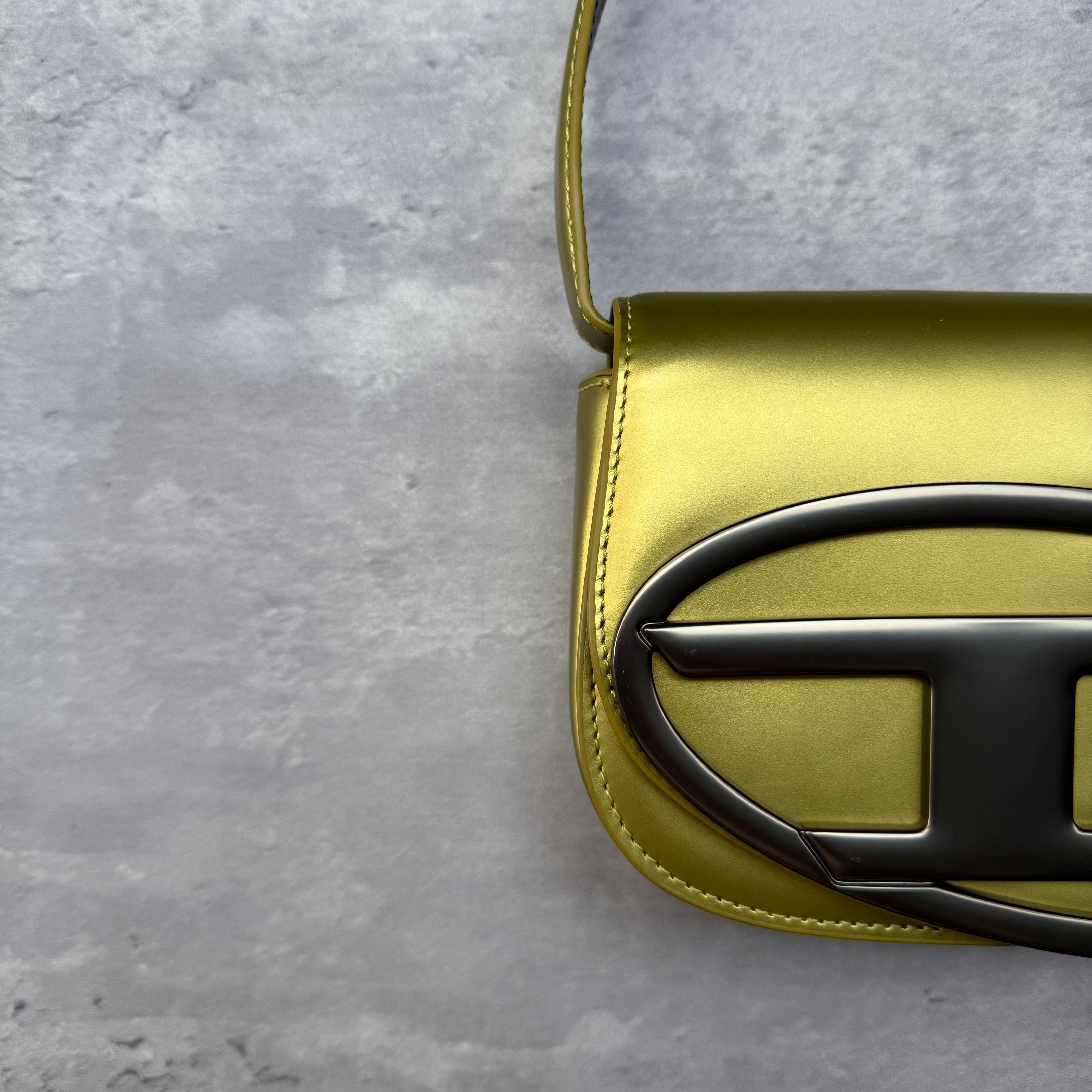 Diesel 1DR Shoulder Bag Matte Gold/Matte Black