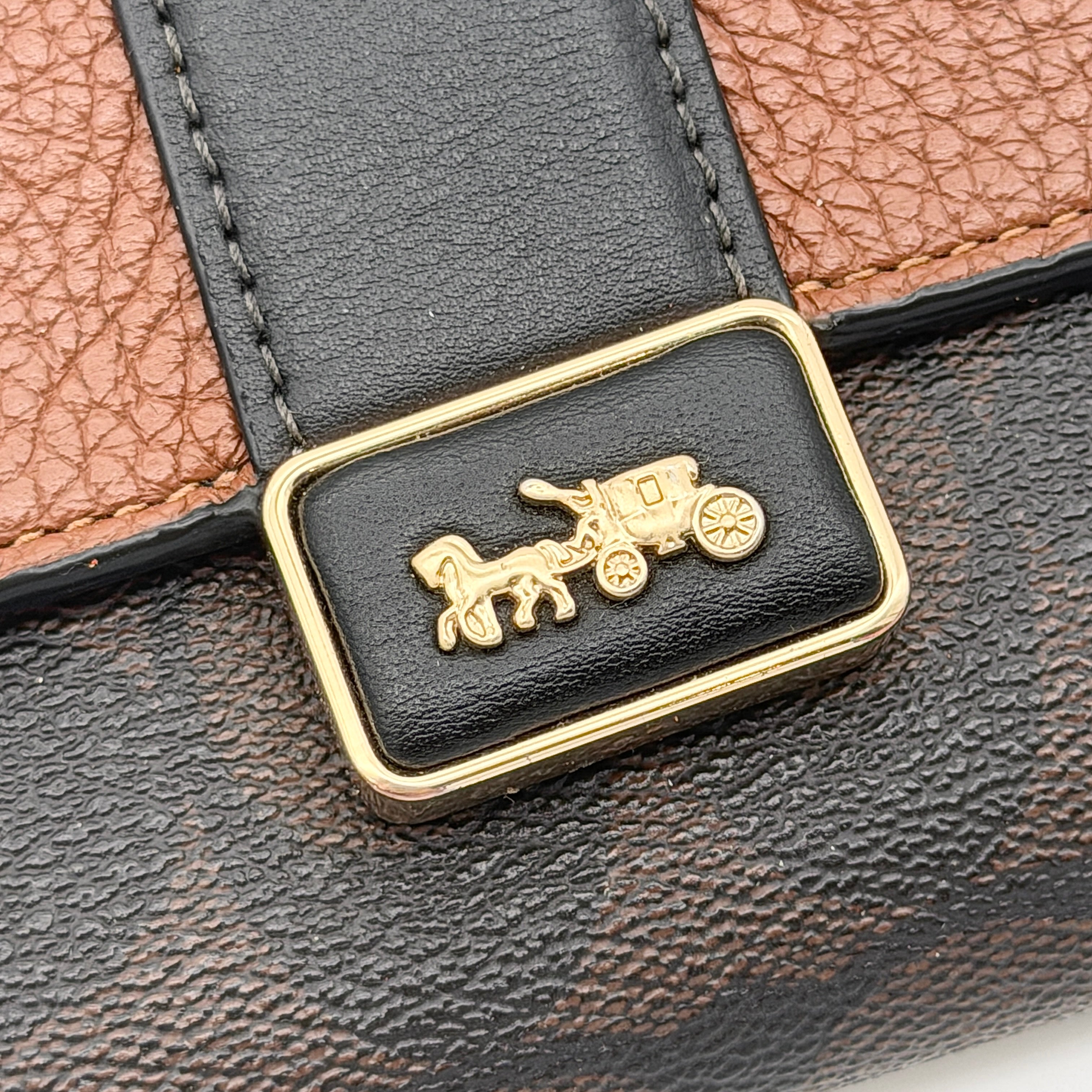 Coach Signature Medium Grace Wallet Brown