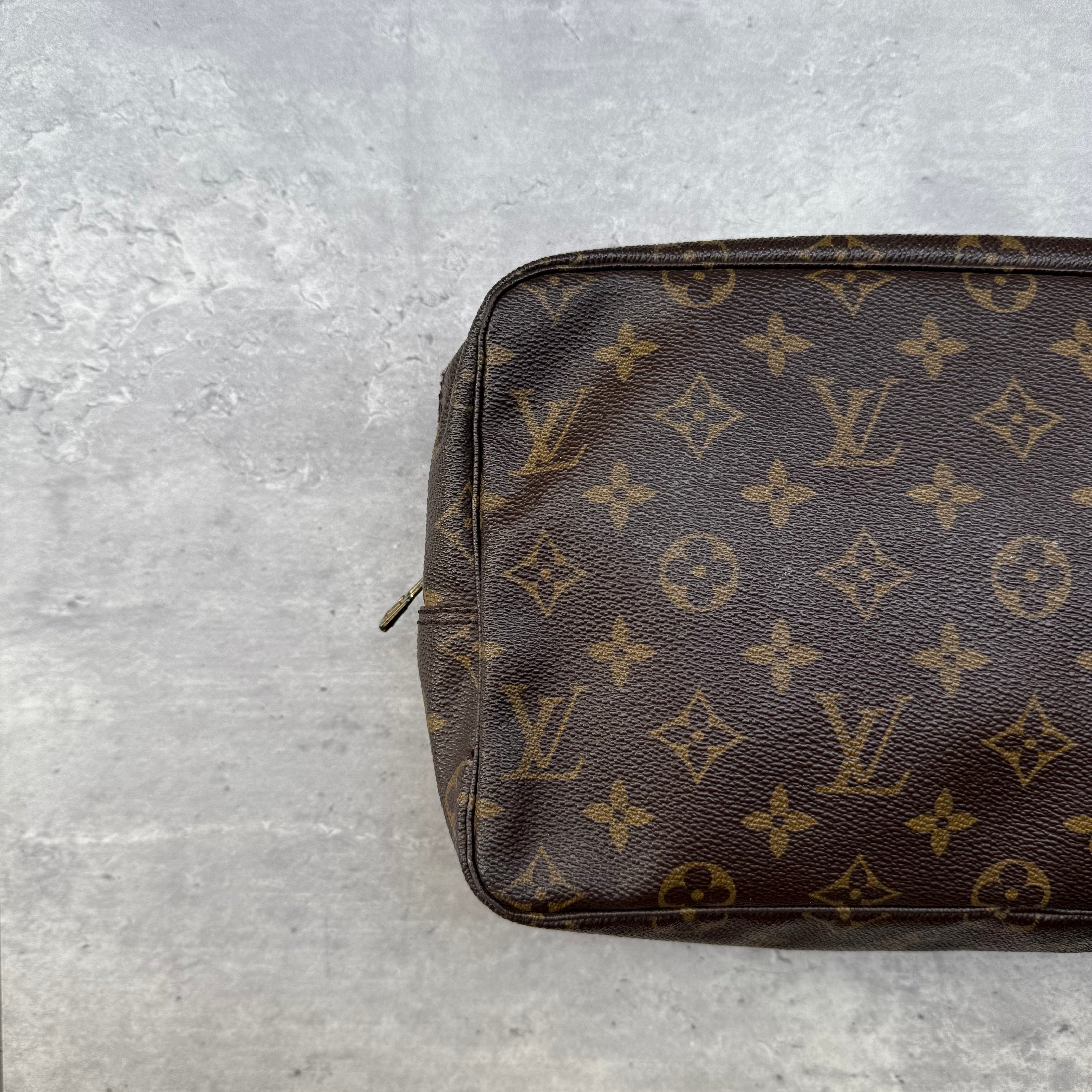 Louis Vuitton Trousse de Toilette Monogram Washbag