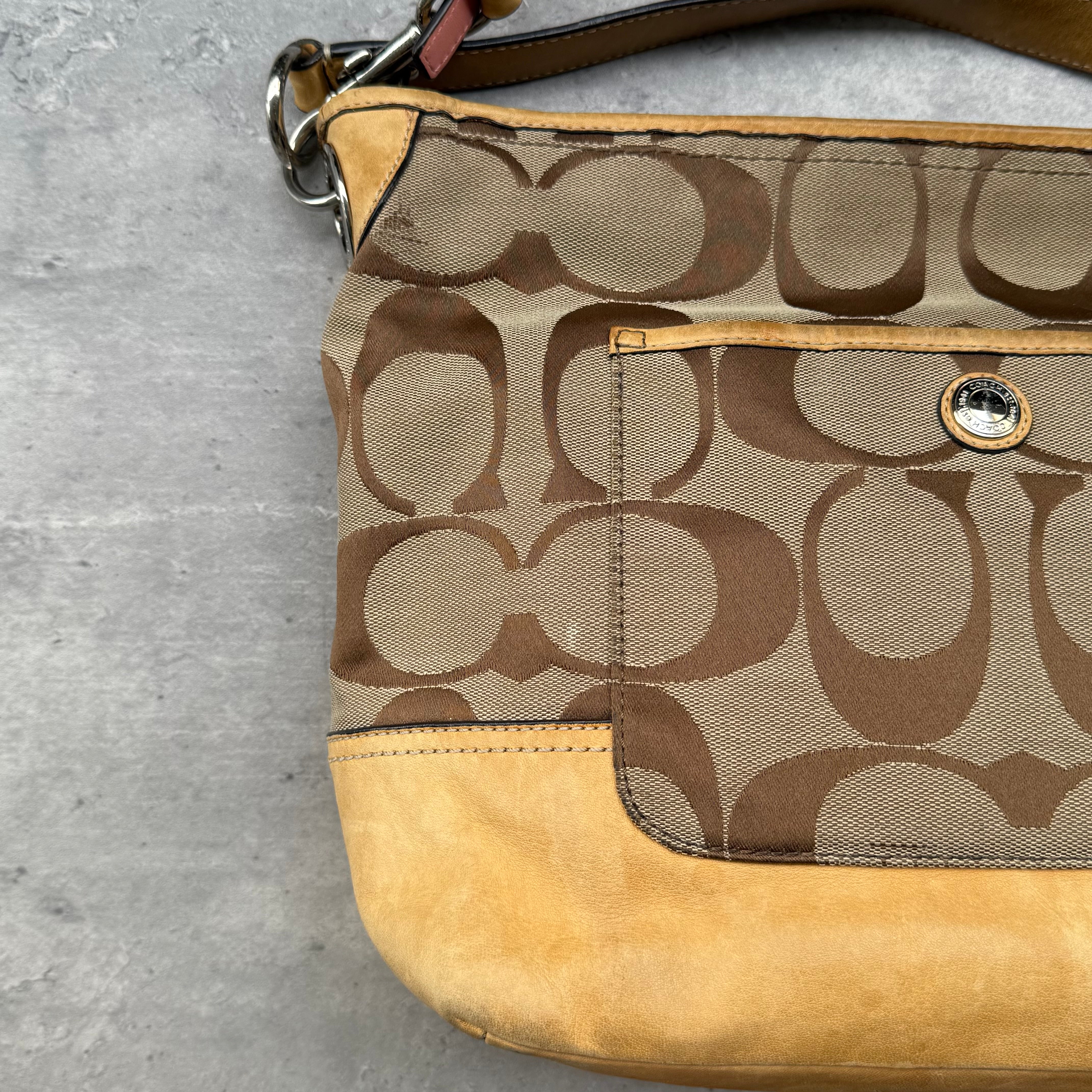 Coach Signature Canvas 2Way ShoulderBag Beige