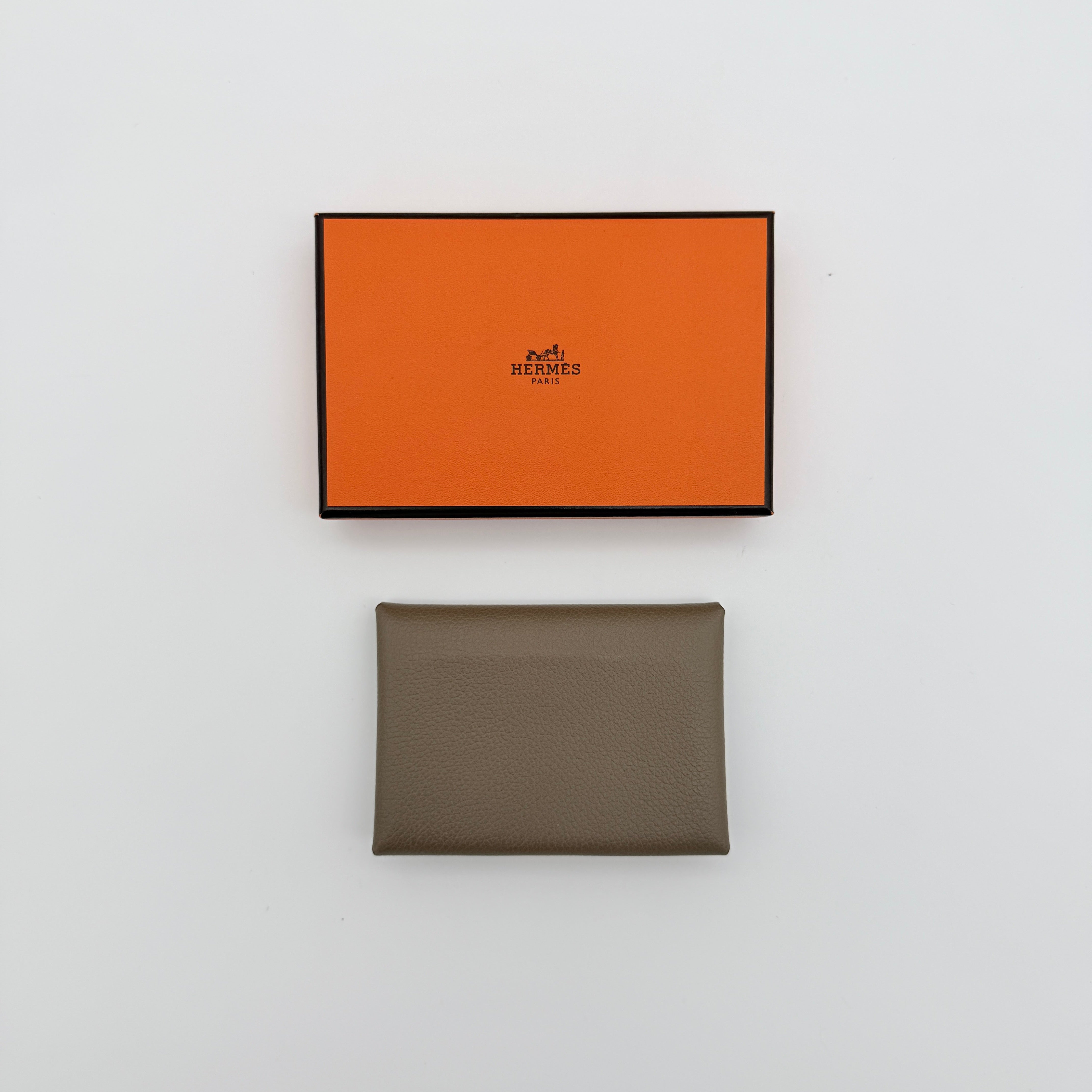 Hermès Calvi Epsom Duo Compact Card Holder Etoupe
