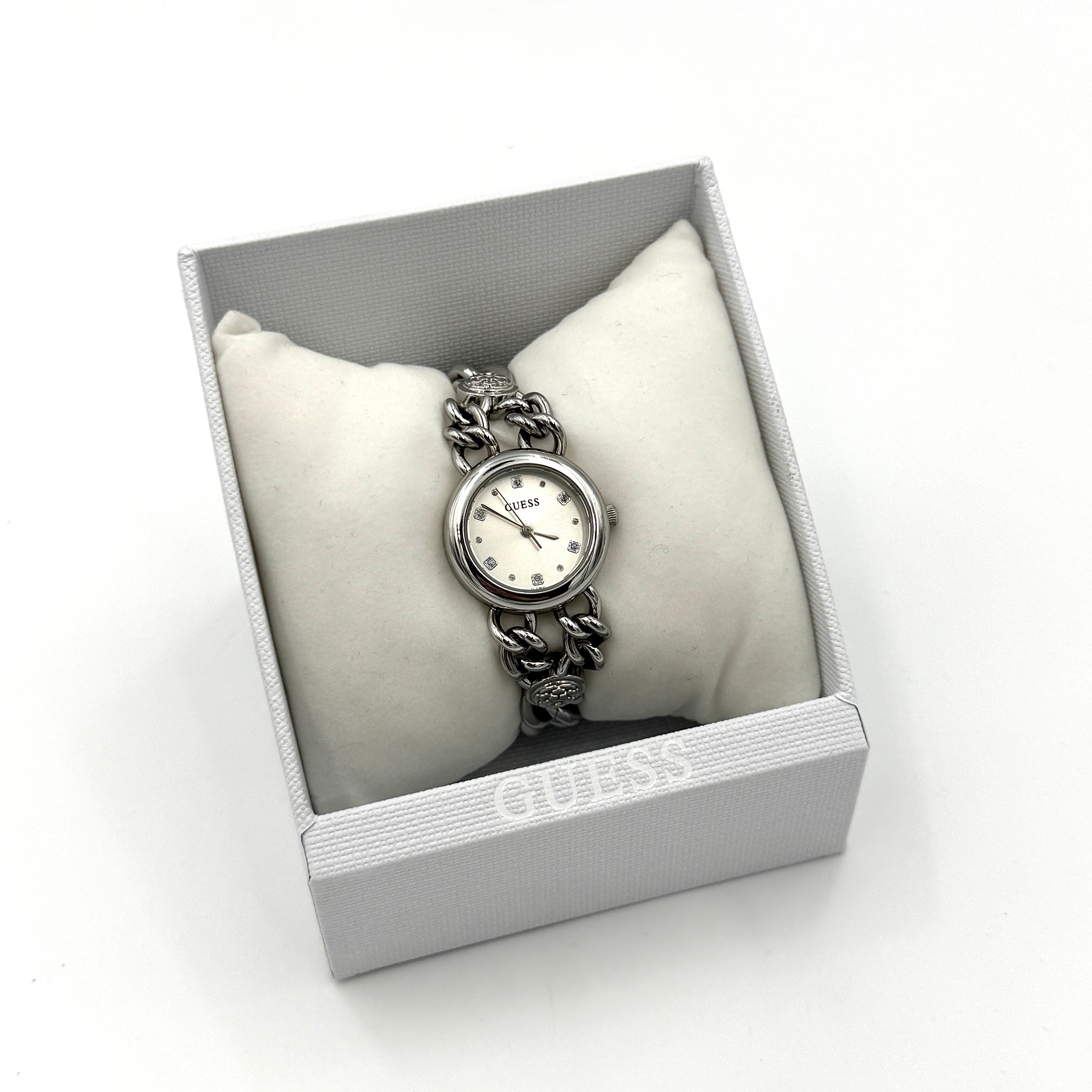 Guess Vienna GW0758L1 Silver-Tone Watch