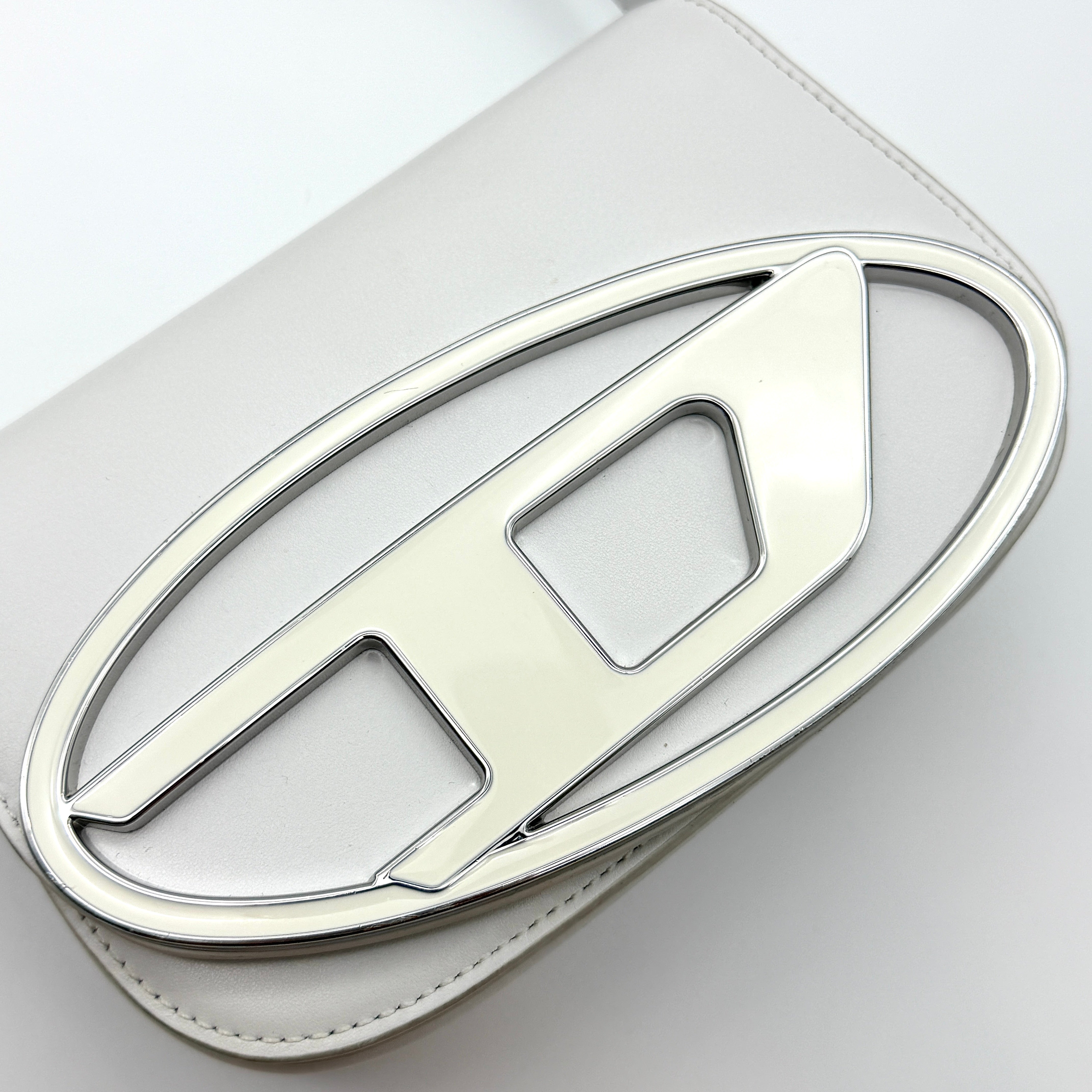 Diesel 1DR Plaque Shoulder Bag White