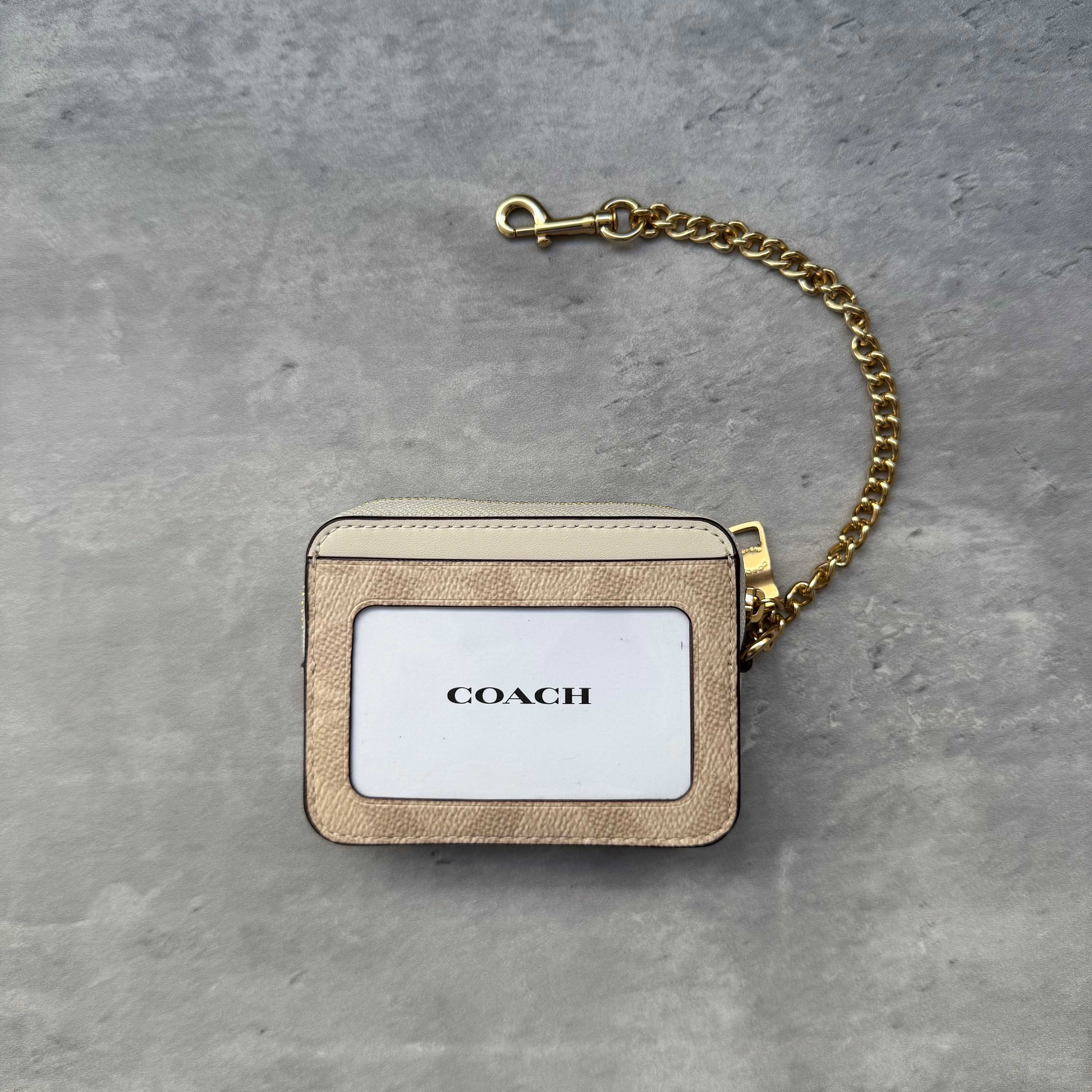 Coach Signature Chain Zip Cardholder Beige/White