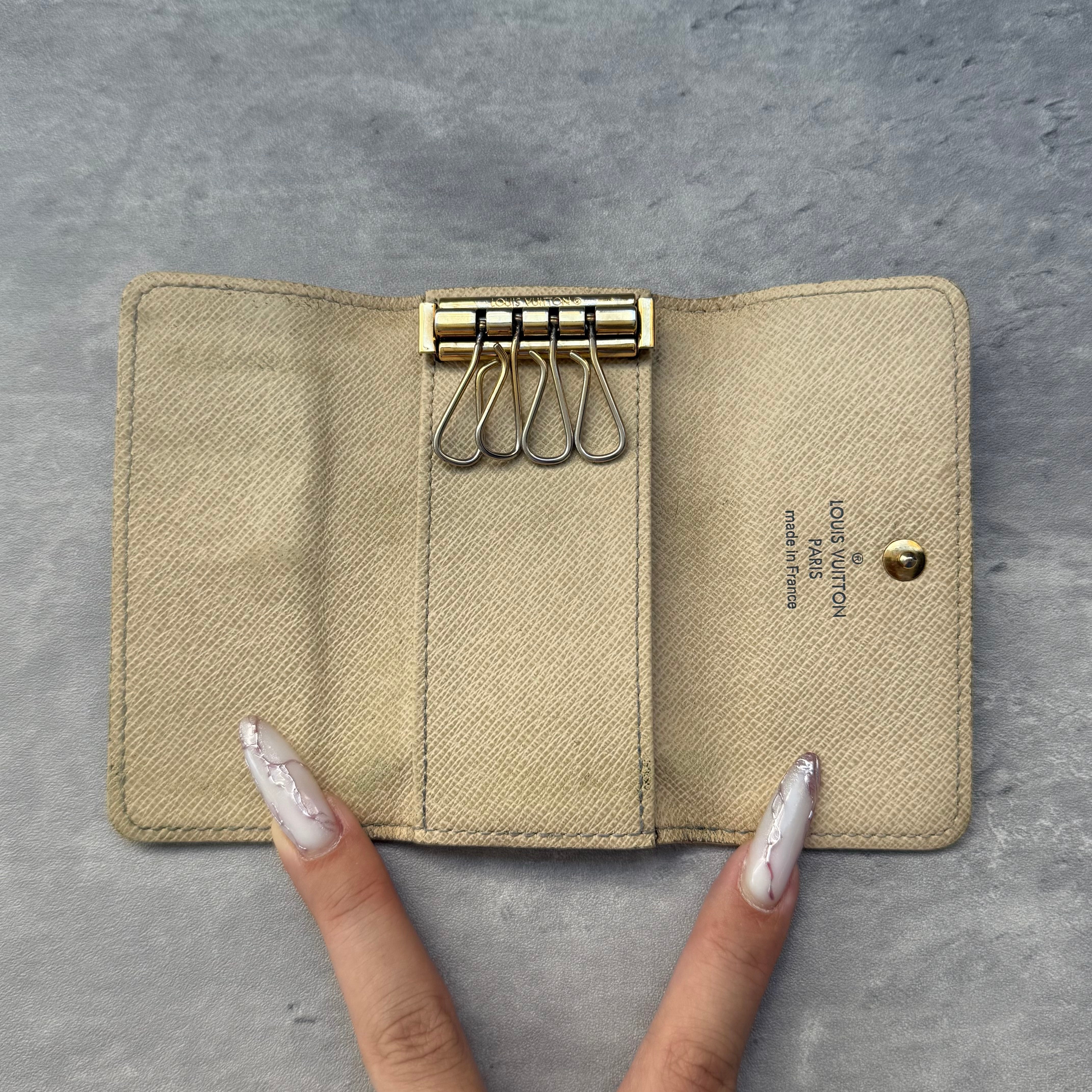 Louis Vuitton Damier Azur Key Holder Blue/White