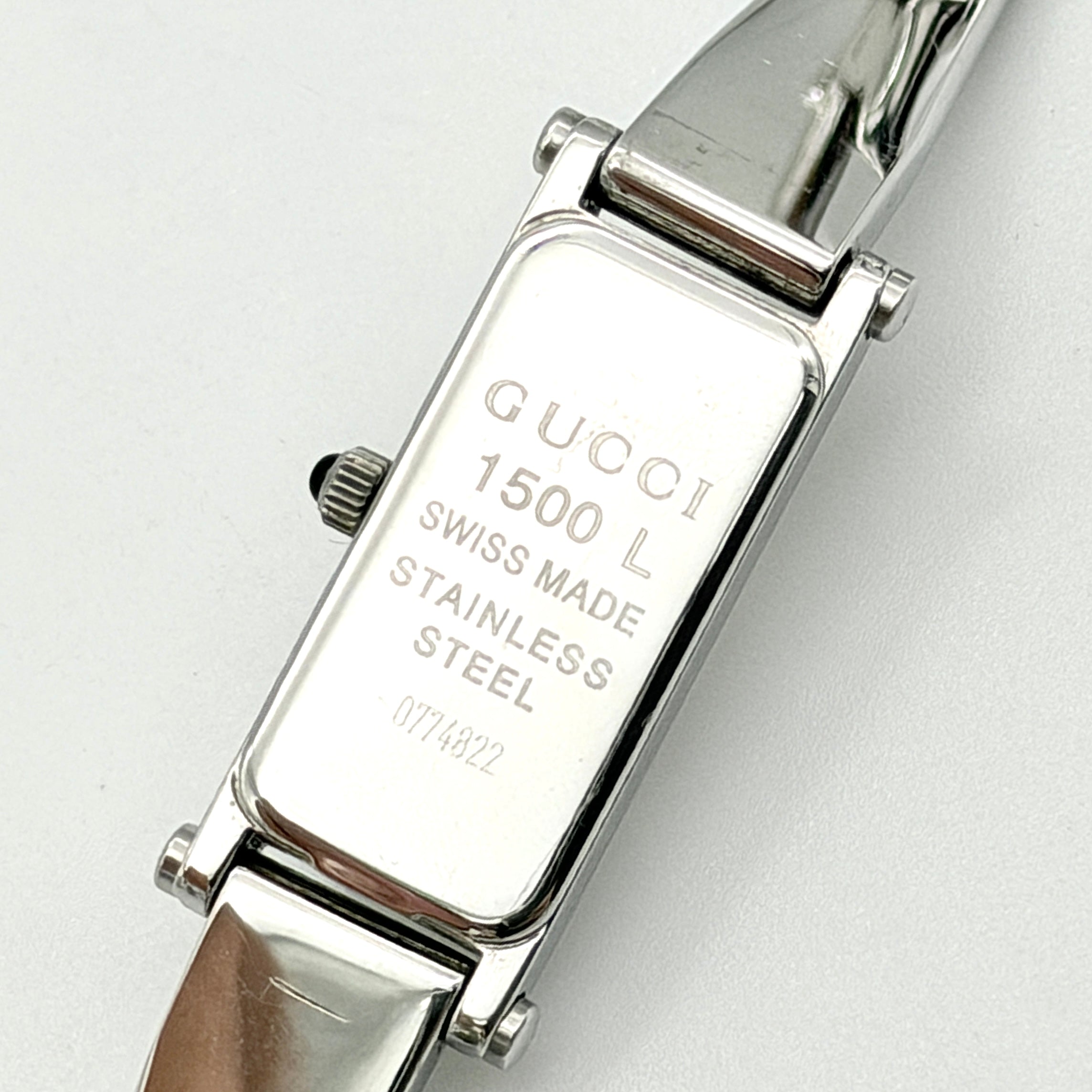 Gucci 1500L Bangle Watch Silver
