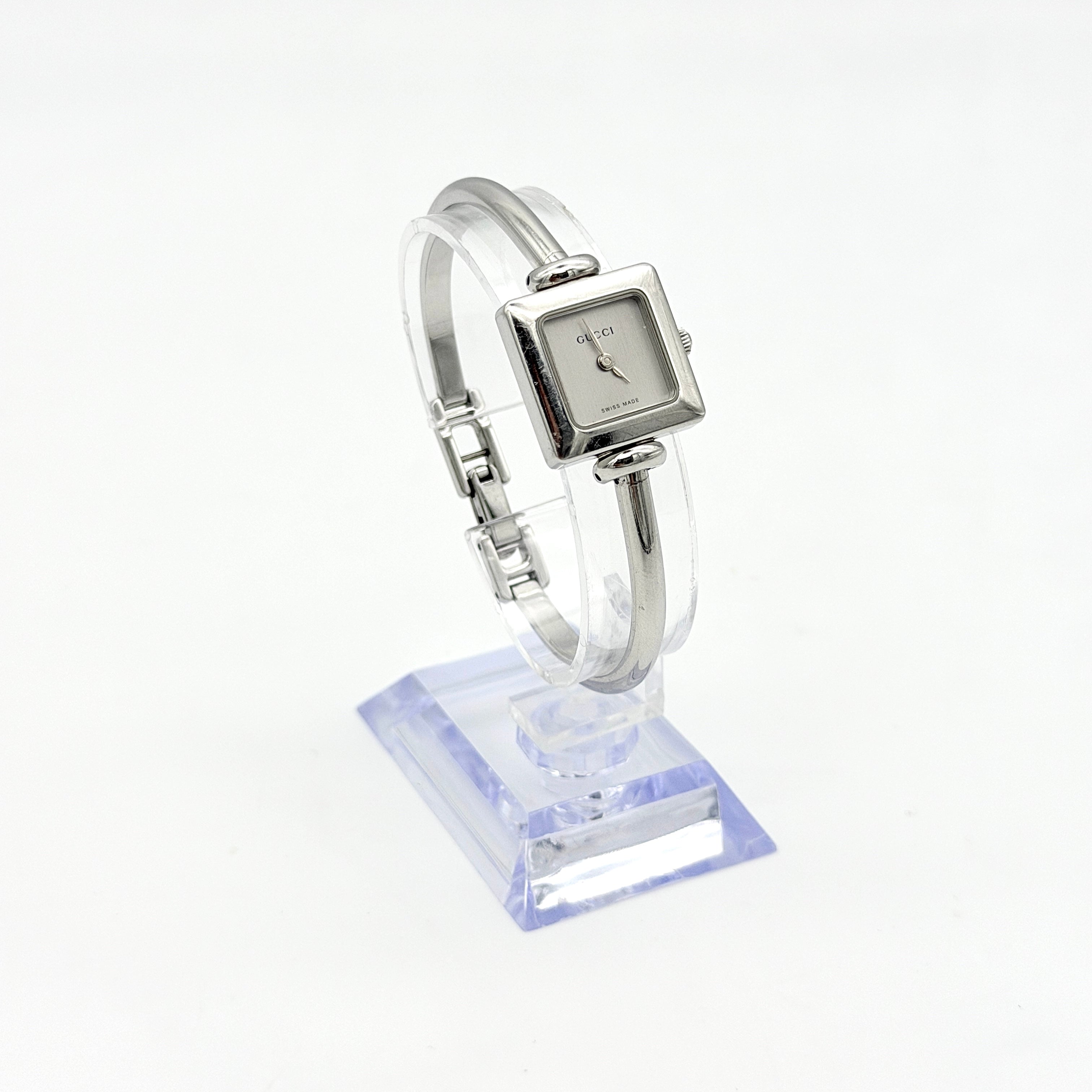 Gucci 1900L Stainless Steel Bangle Watch Silver
