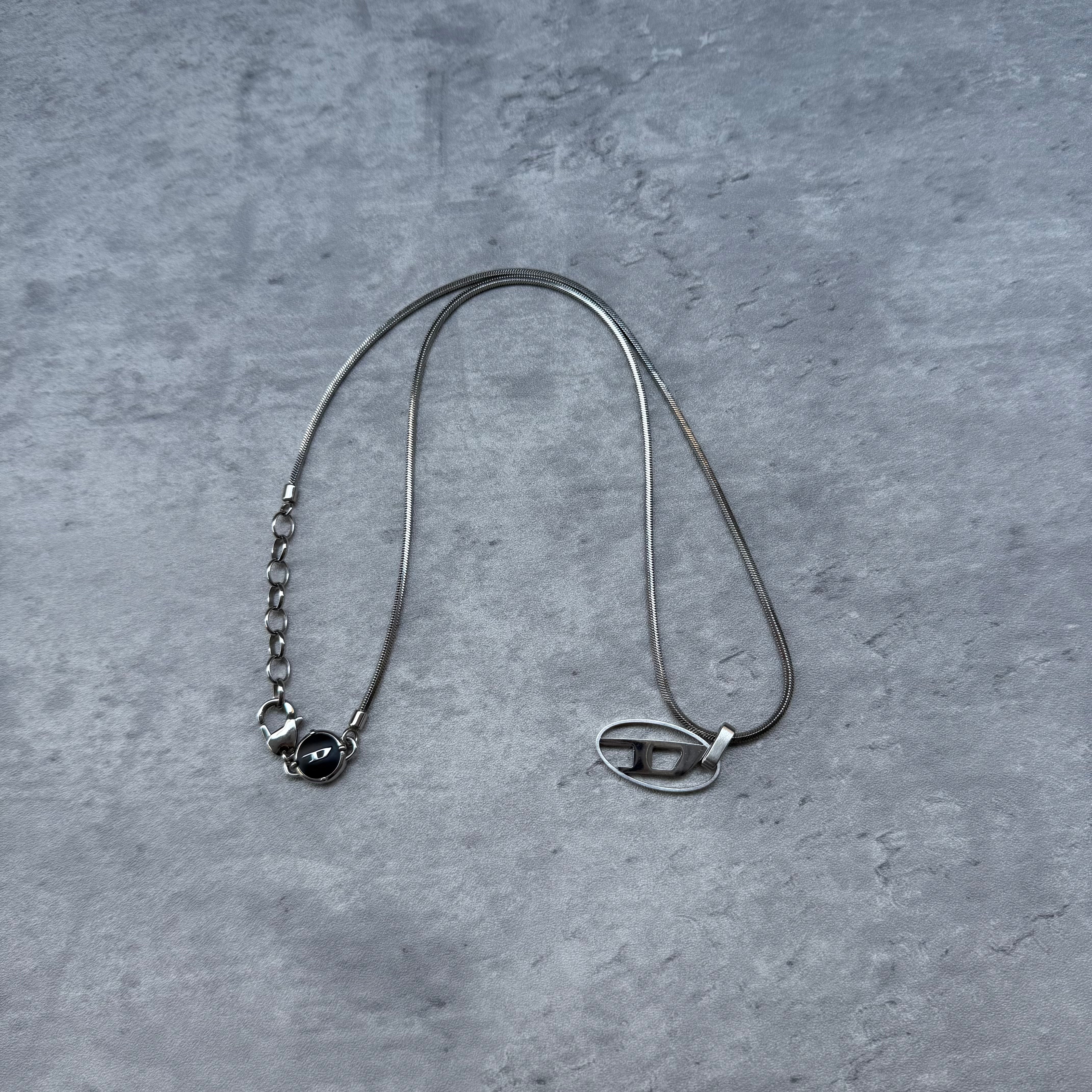 Diesel Signature Oval D-Logo Pendant Necklace Silver