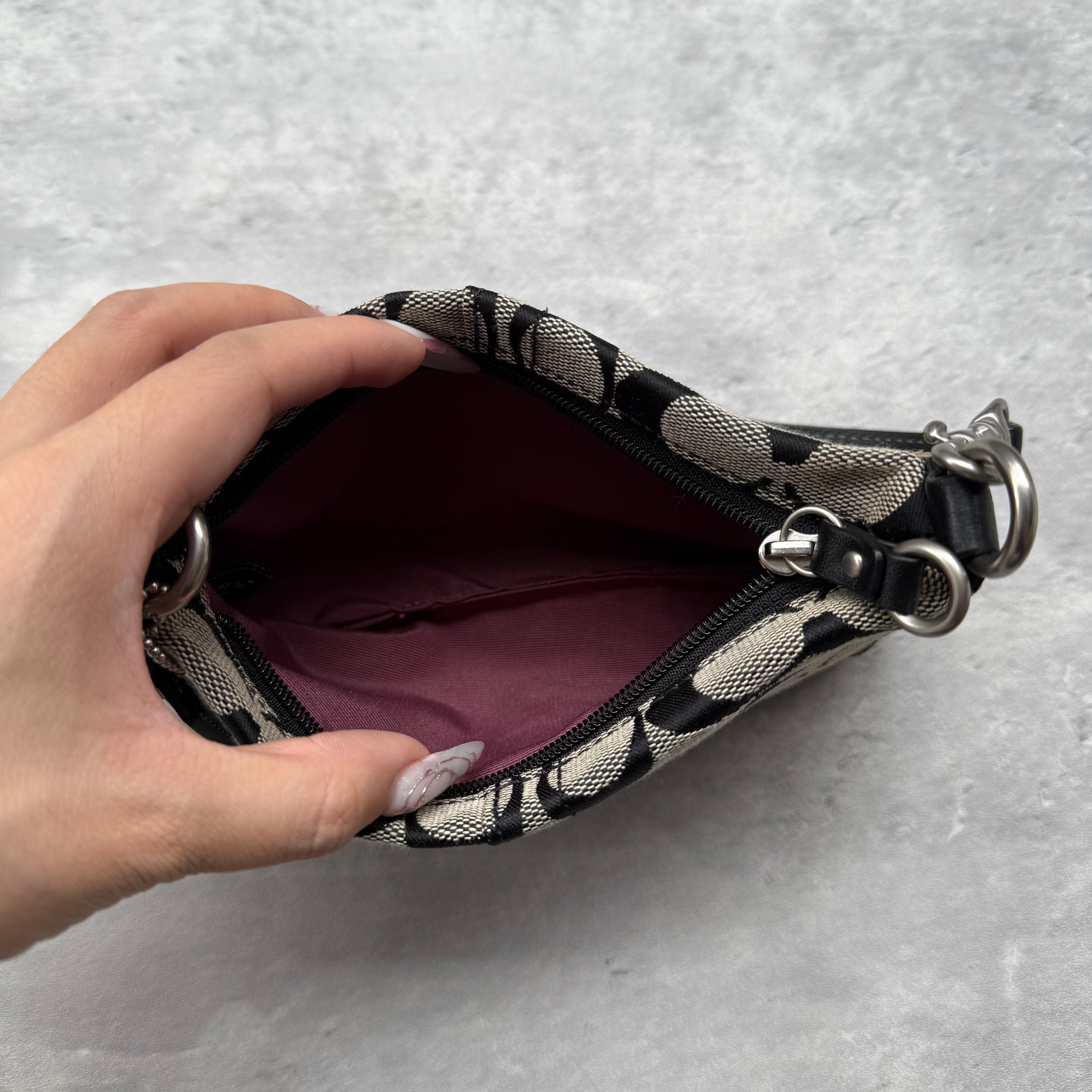 Coach Signature Canvas Mini Bag Black/Grey