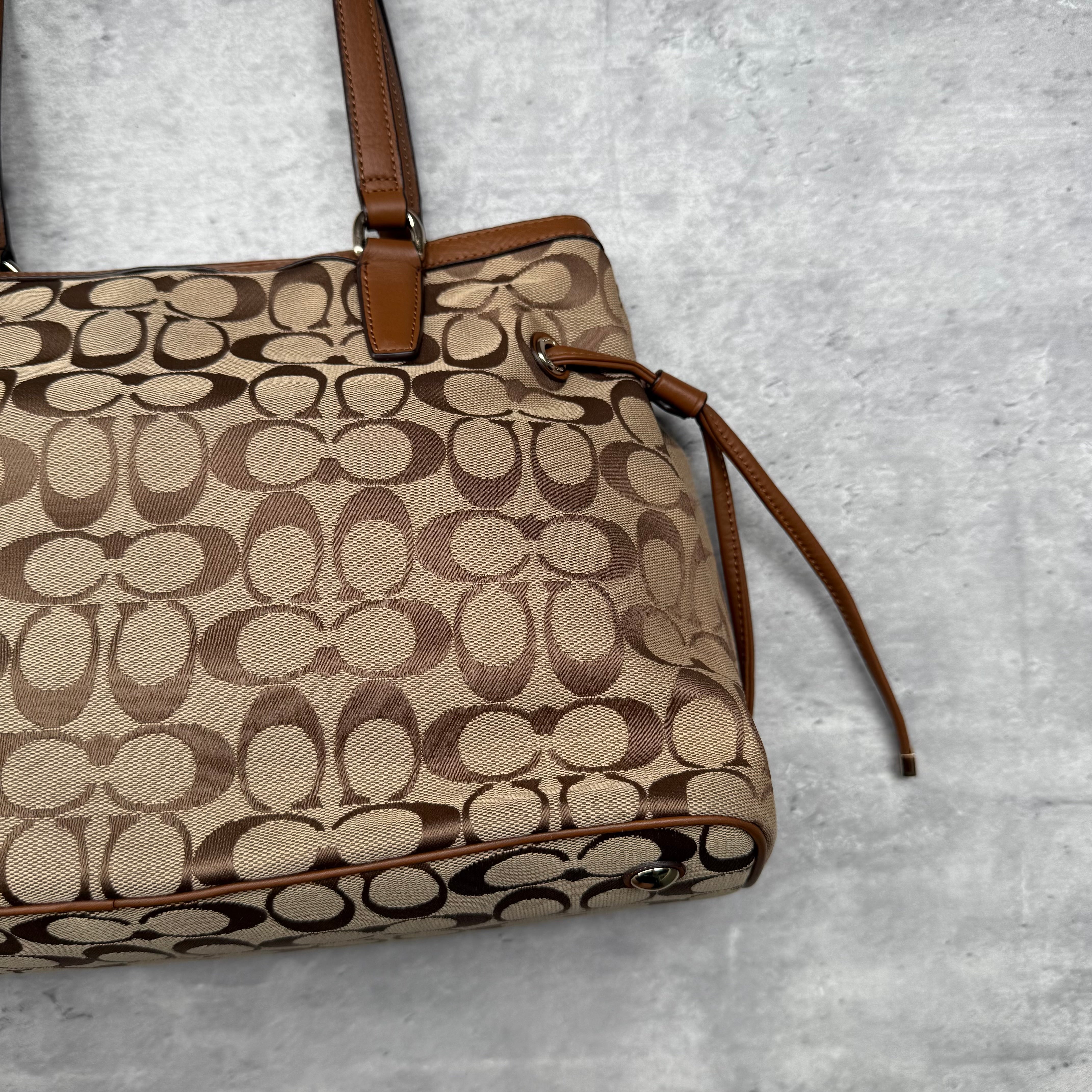 Coach Signature Stripe Drawstring HandBag Beige/Pink