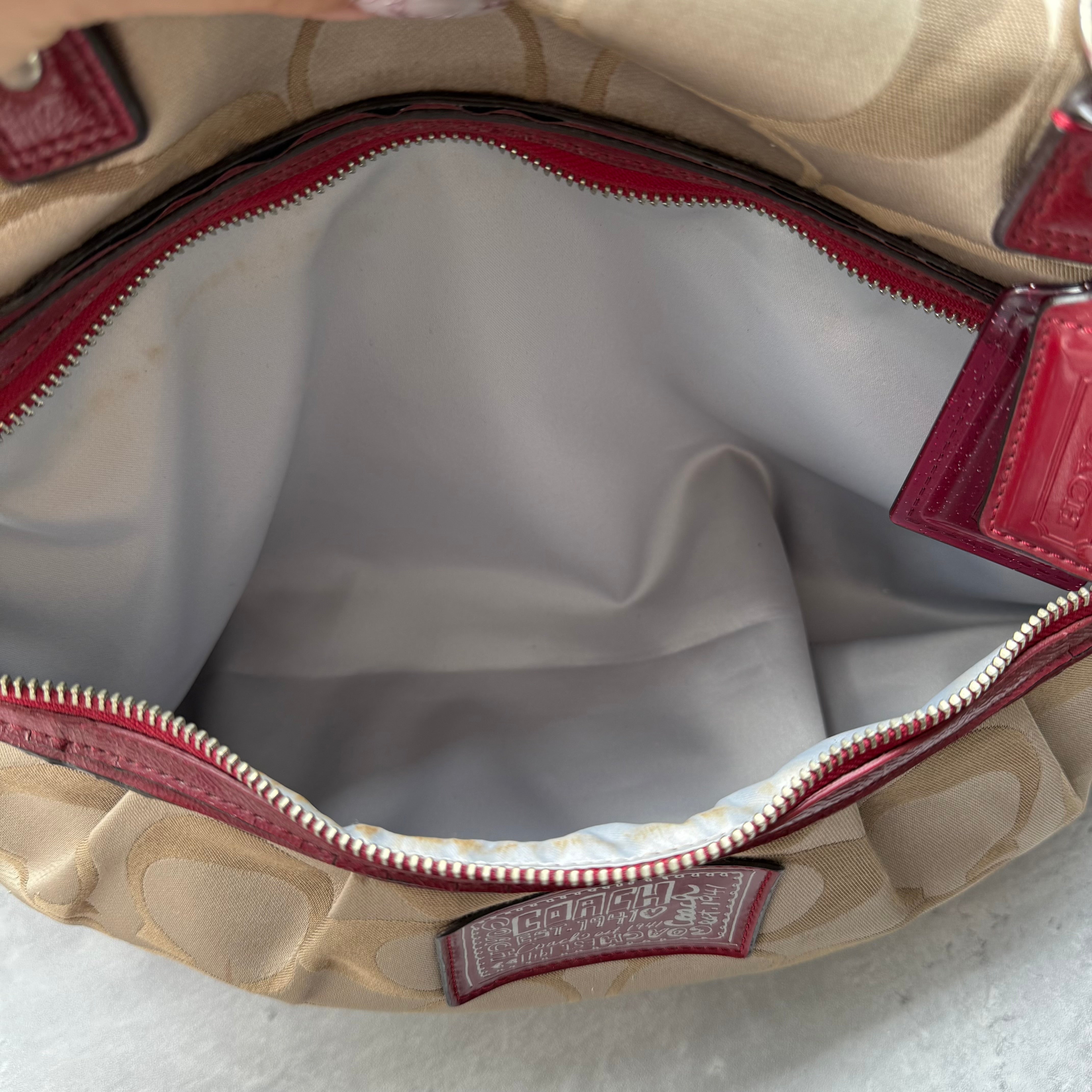 Coach Signature Poppy Daisy Tote Bag Beige/Red