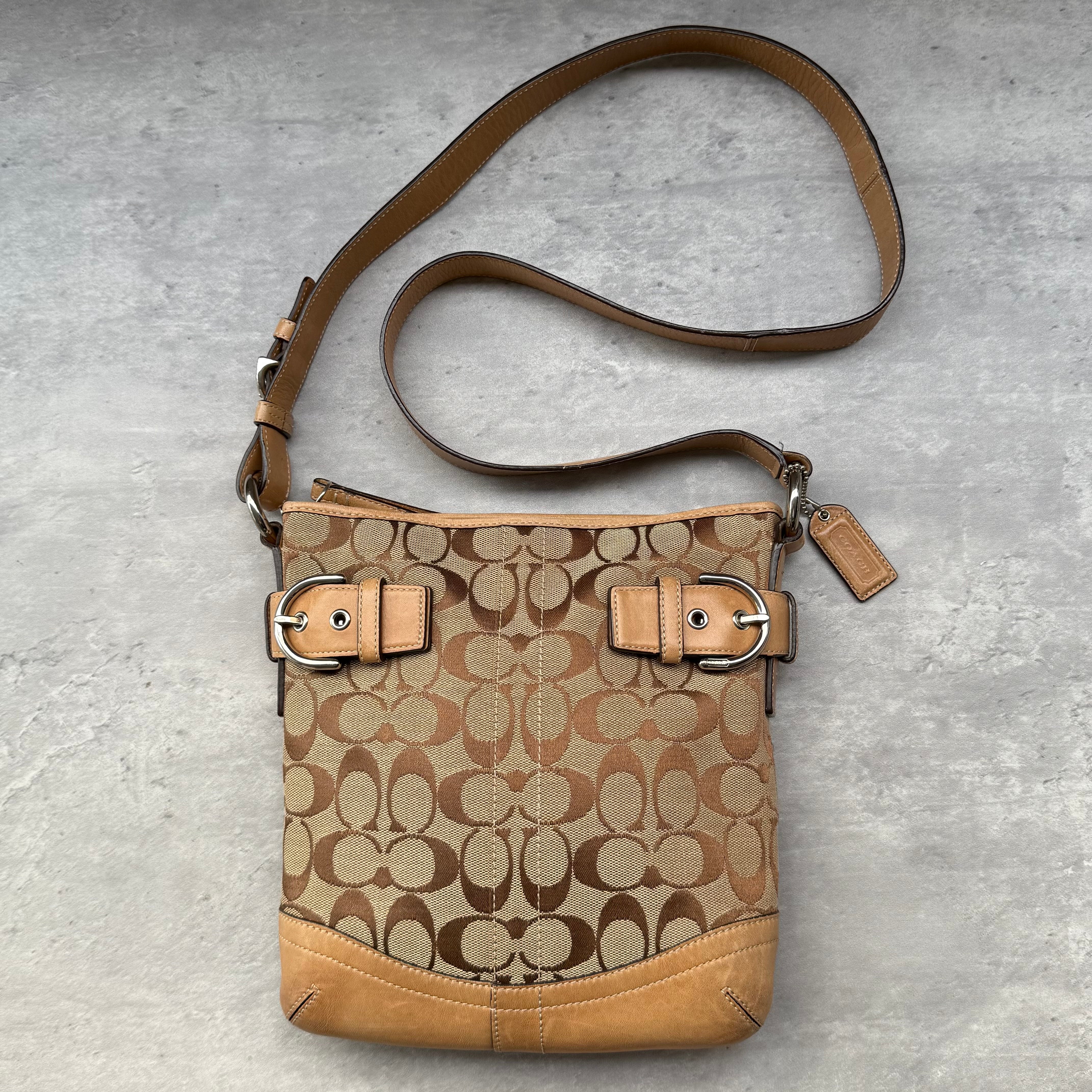 Coach Signature Canvas Crossbody Bag Beige/Tan