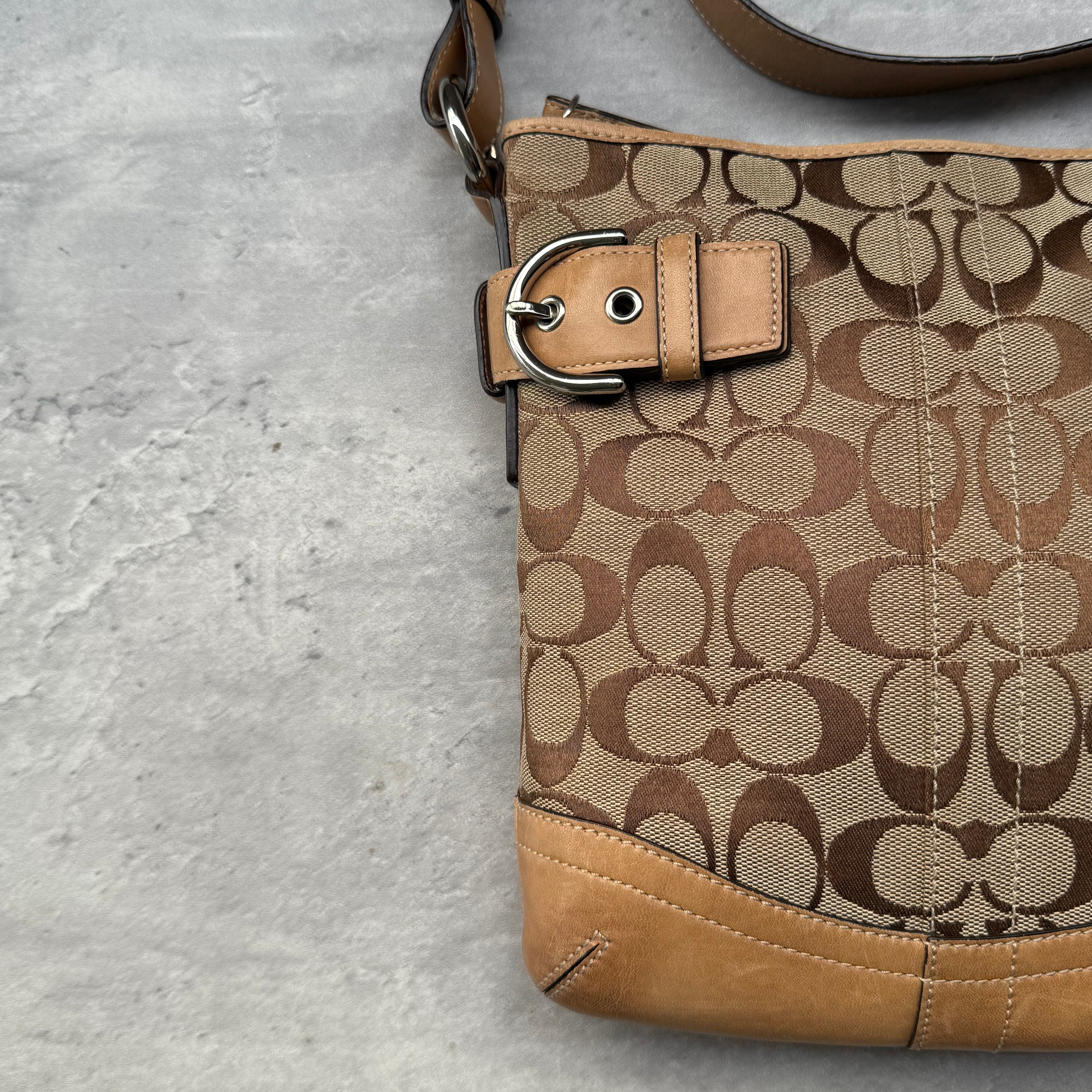 Coach Signature Canvas Crossbody Bag Beige/Tan