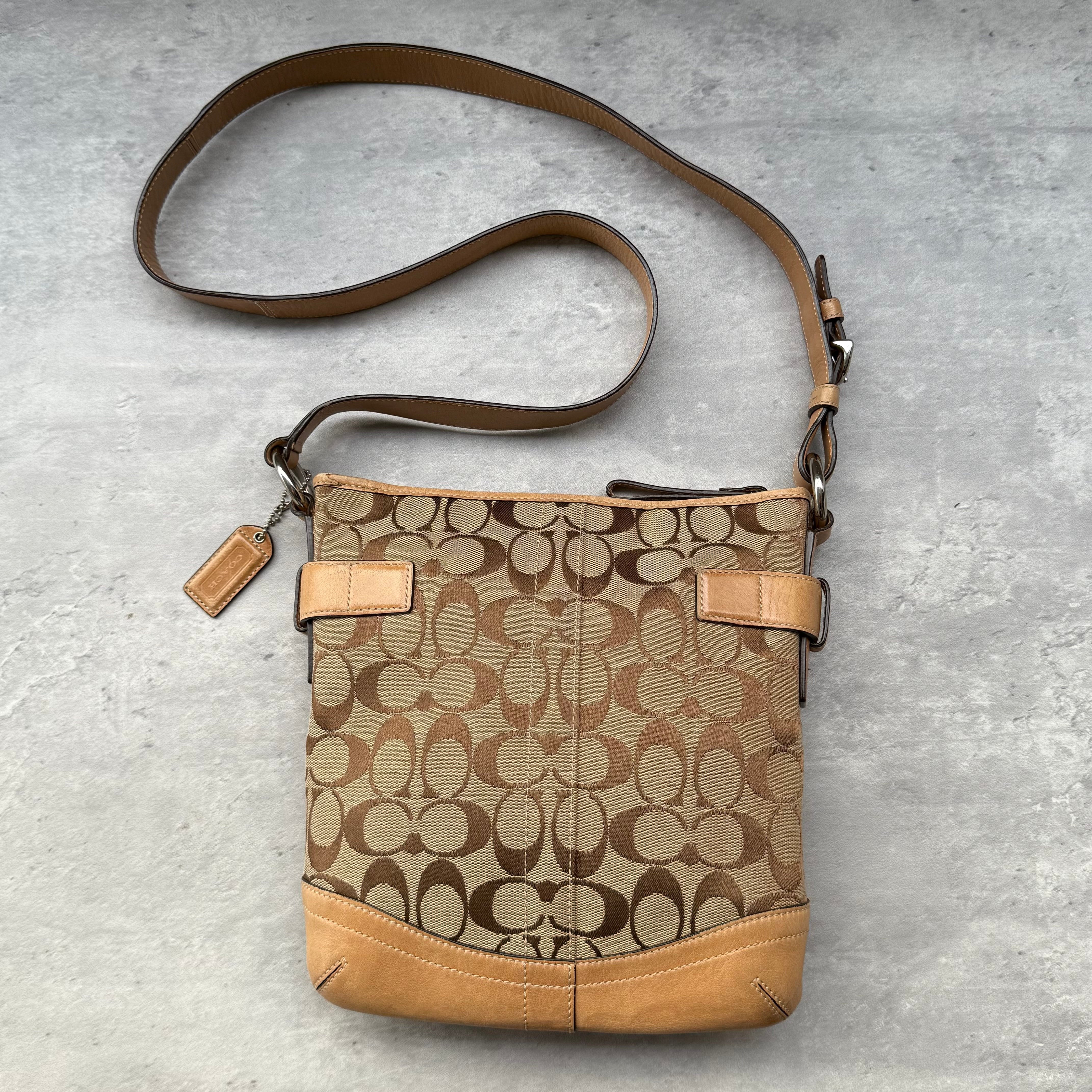 Coach Signature Canvas Crossbody Bag Beige/Tan