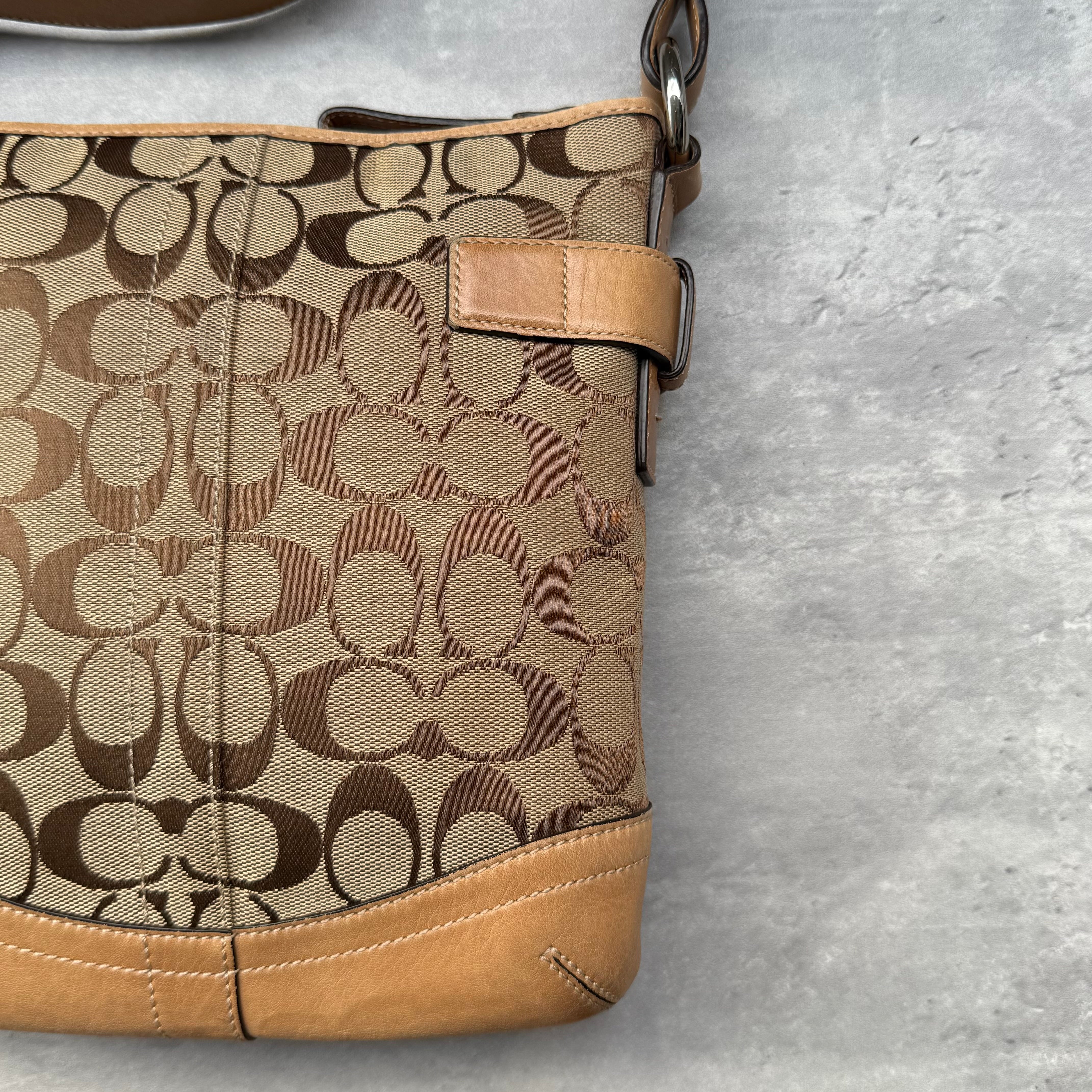 Coach Signature Canvas Crossbody Bag Beige/Tan