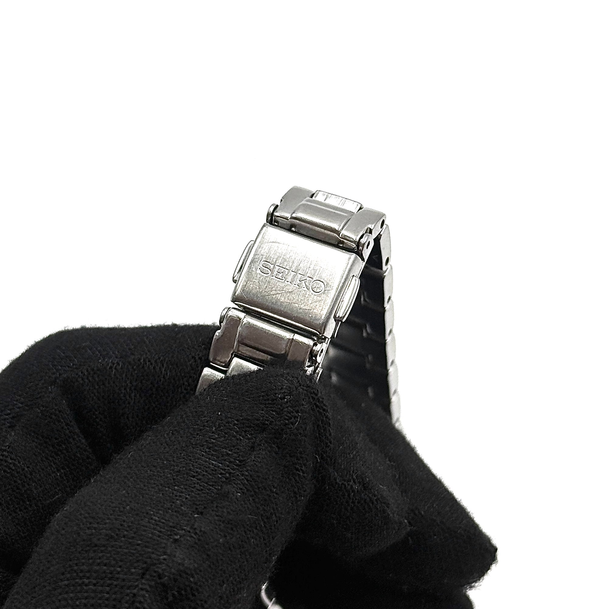 Seiko Pink Dial 7N82-0GY0 Stainless Steel Watch