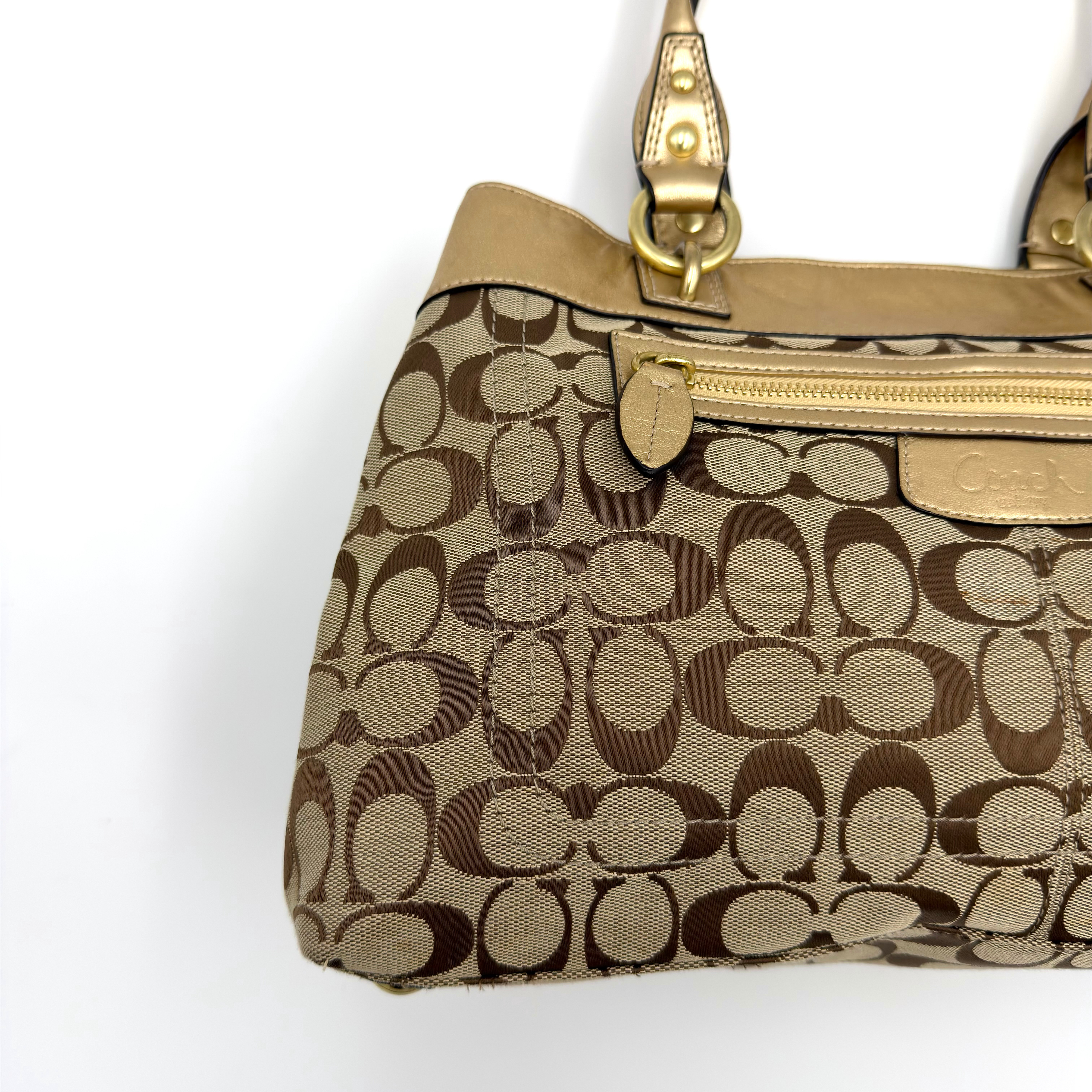 Coach Signature Penelope Shoulder Bag Beige/Gold